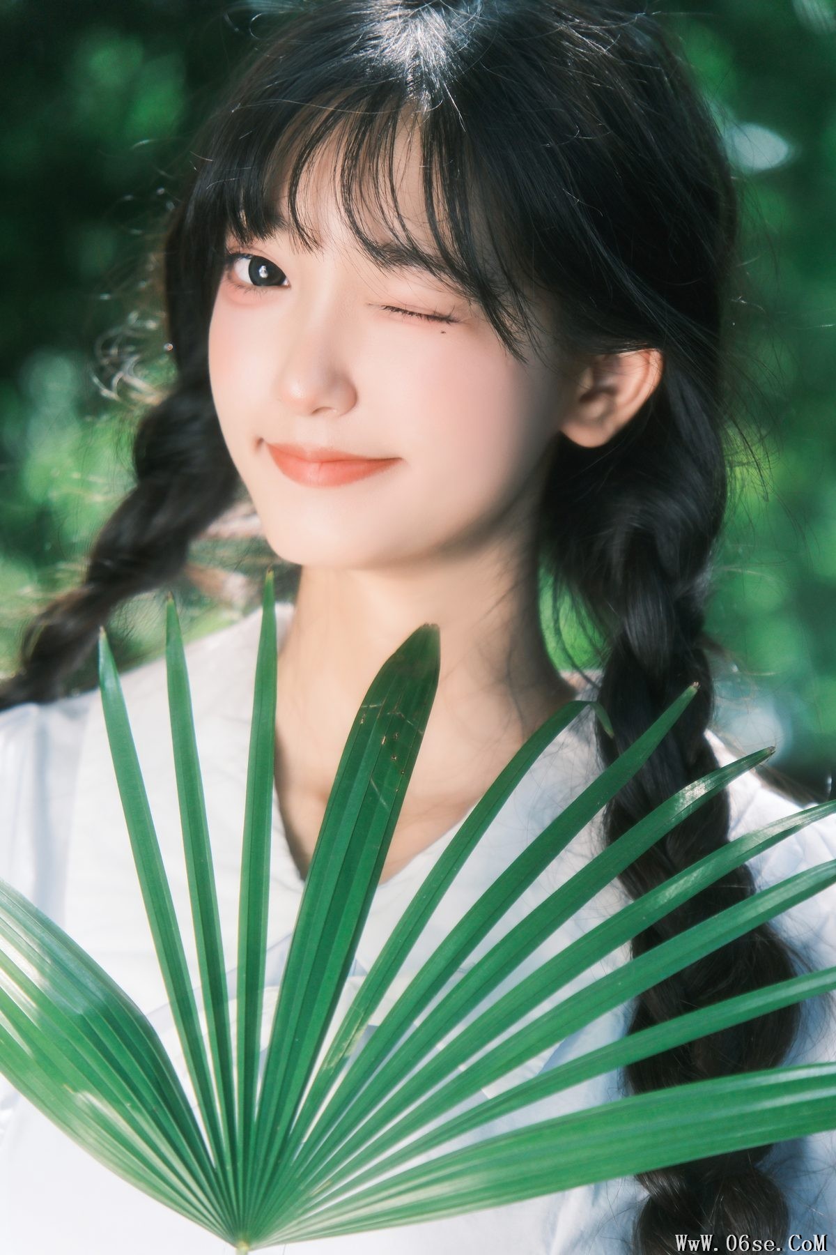 图片[23]-YiTuYu艺图语 Vol.5764 Er Liang Feng Yue[30P]-六色网