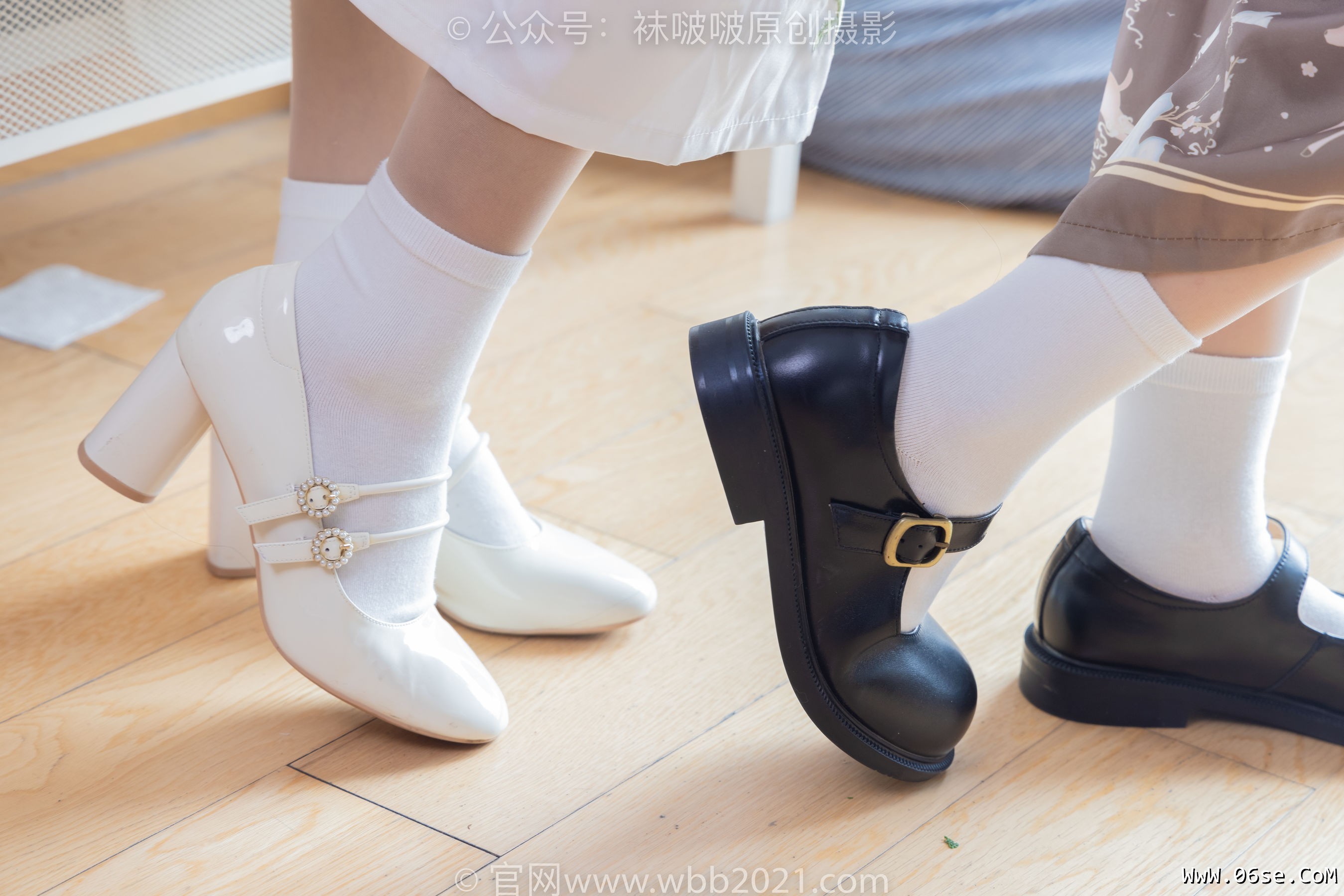 图片[103]-BoBoSocks袜啵啵 No.400 奶油&甜甜圈 -两双高跟鞋、白棉袜、肉丝[158P]-六色网