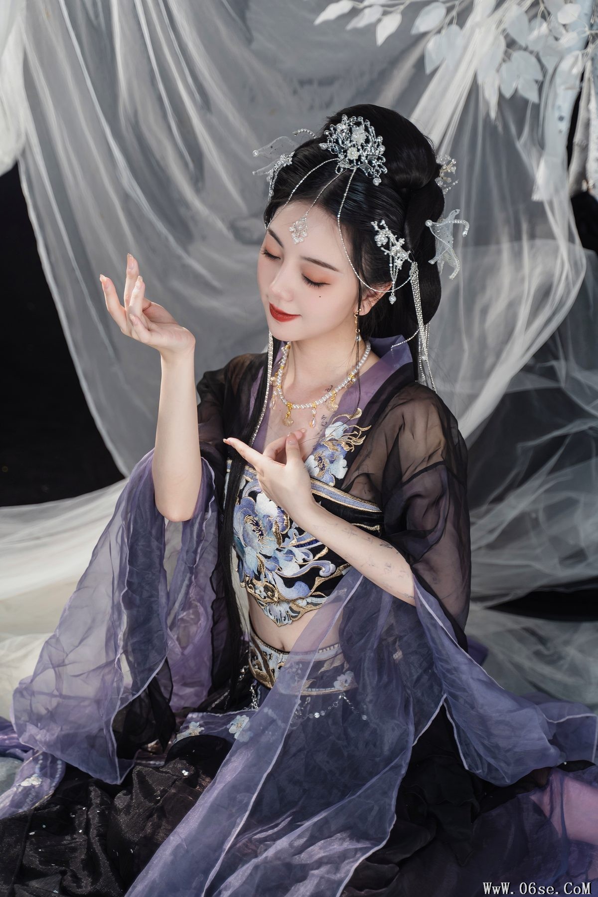 图片[4]-YiTuYu艺图语 Vol.5264 Qian Xue Ya[27P]-六色网