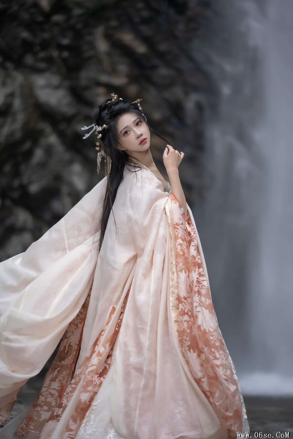 图片[16]-YiTuYu艺图语 Vol.6314 Qi Luo Sheng De Xiao Su Su[27P]-六色网