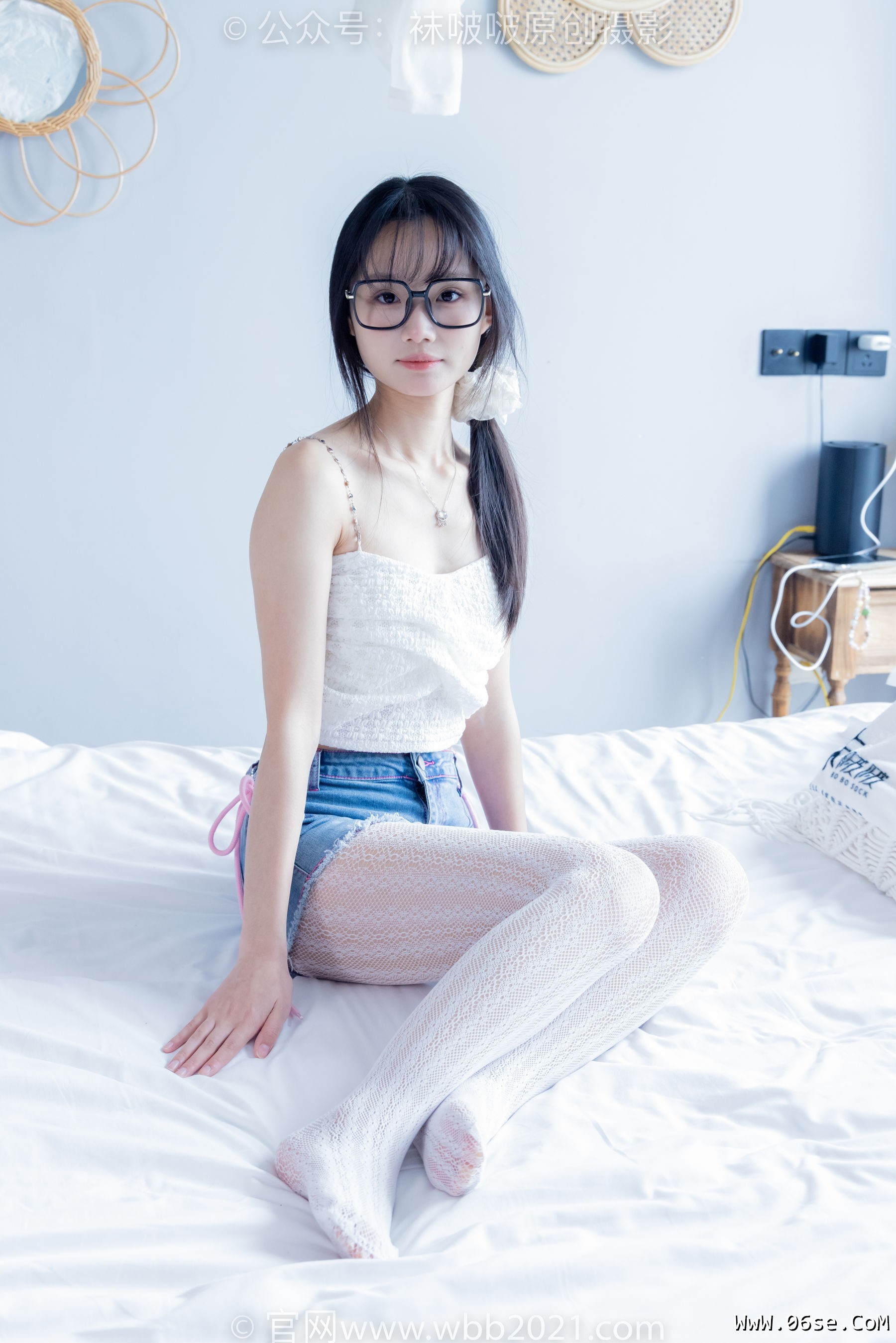 图片[4]-BoBoSocks袜啵啵 No.372 甜甜圈 -板鞋、白色蕾丝袜、可拆卸牛仔裤、裤里丝[140P]-六色网