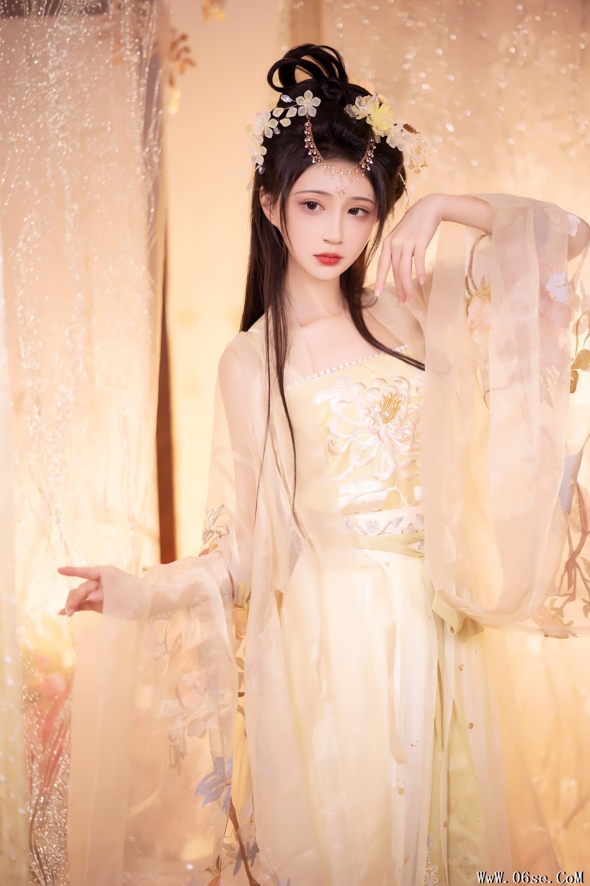 图片[10]-YiTuYu艺图语 Vol.3498 Qi Luo Sheng De Xiao Su Su[31P]-六色网