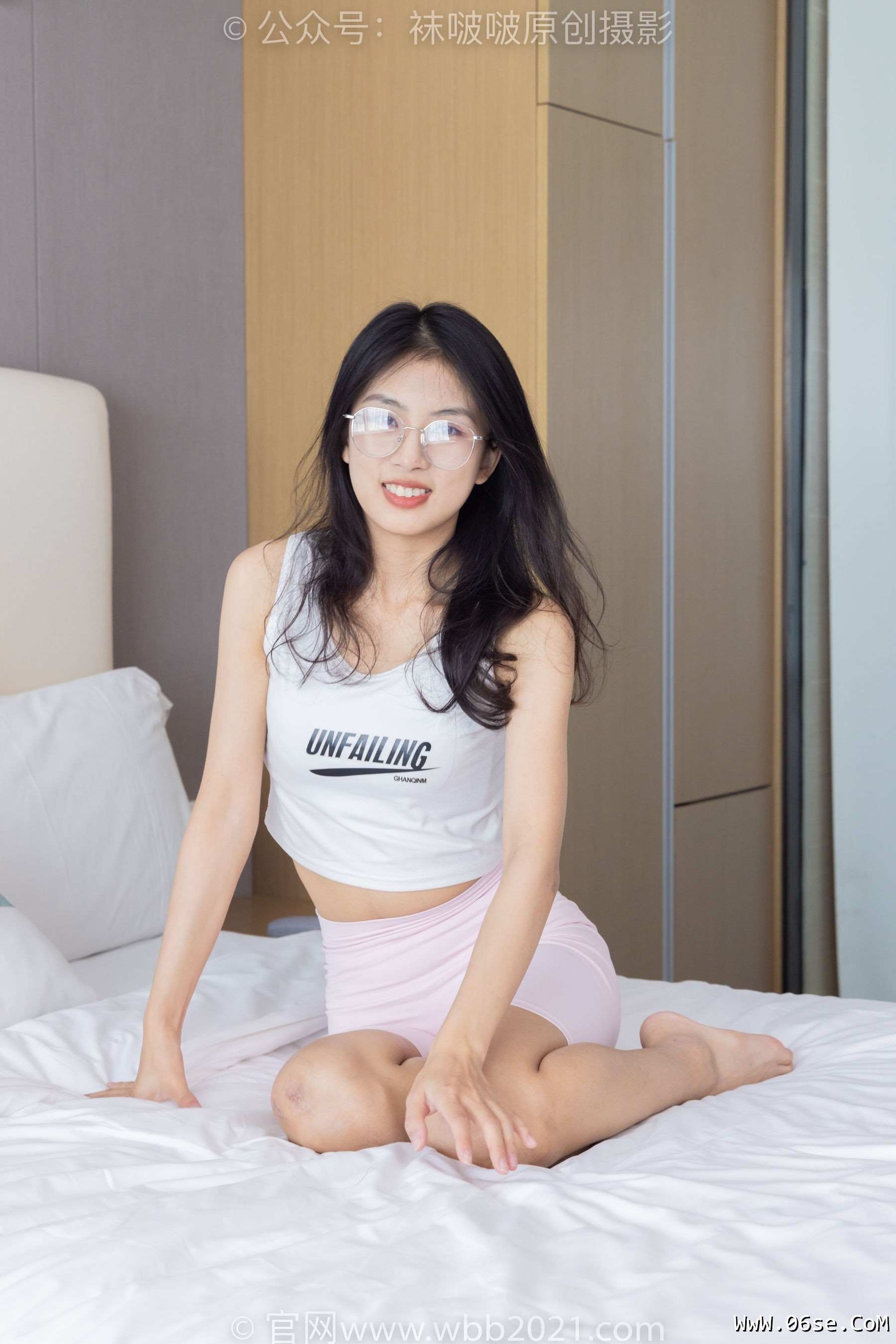 图片[118]-BoBoSocks袜啵啵 No.301 奶油 -两双板鞋、白棉袜、短黑丝、裸足[240P]-六色网