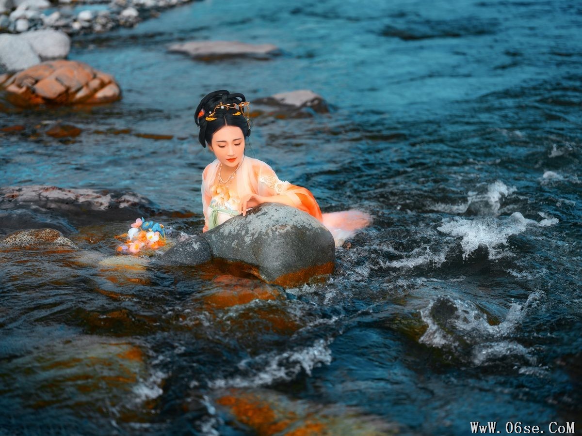 图片[24]-YiTuYu艺图语 Vol.5089 Long En Xing[49P]-六色网