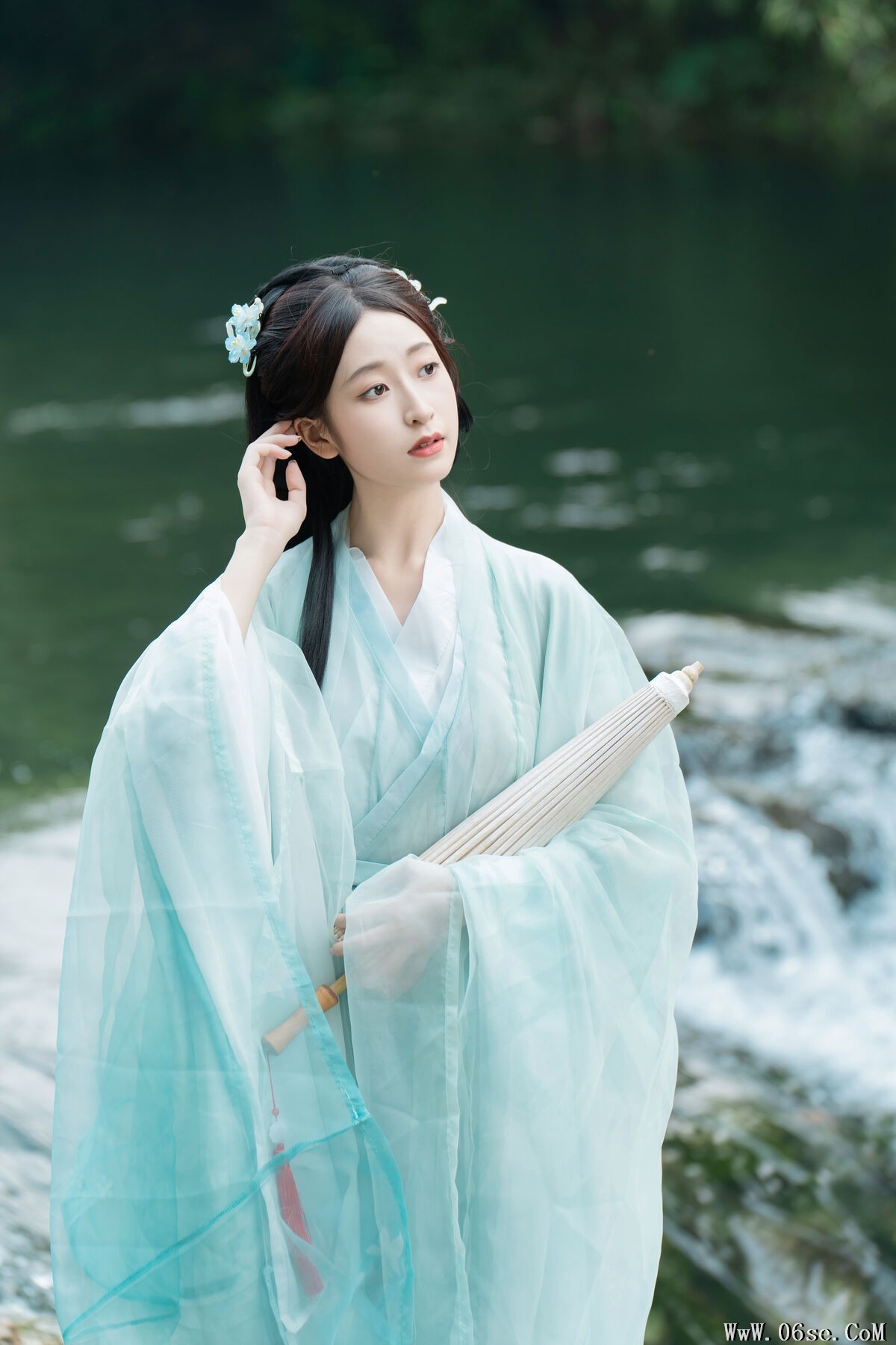图片[16]-YiTuYu艺图语 Vol.7205 Xiao He[24P]-六色网