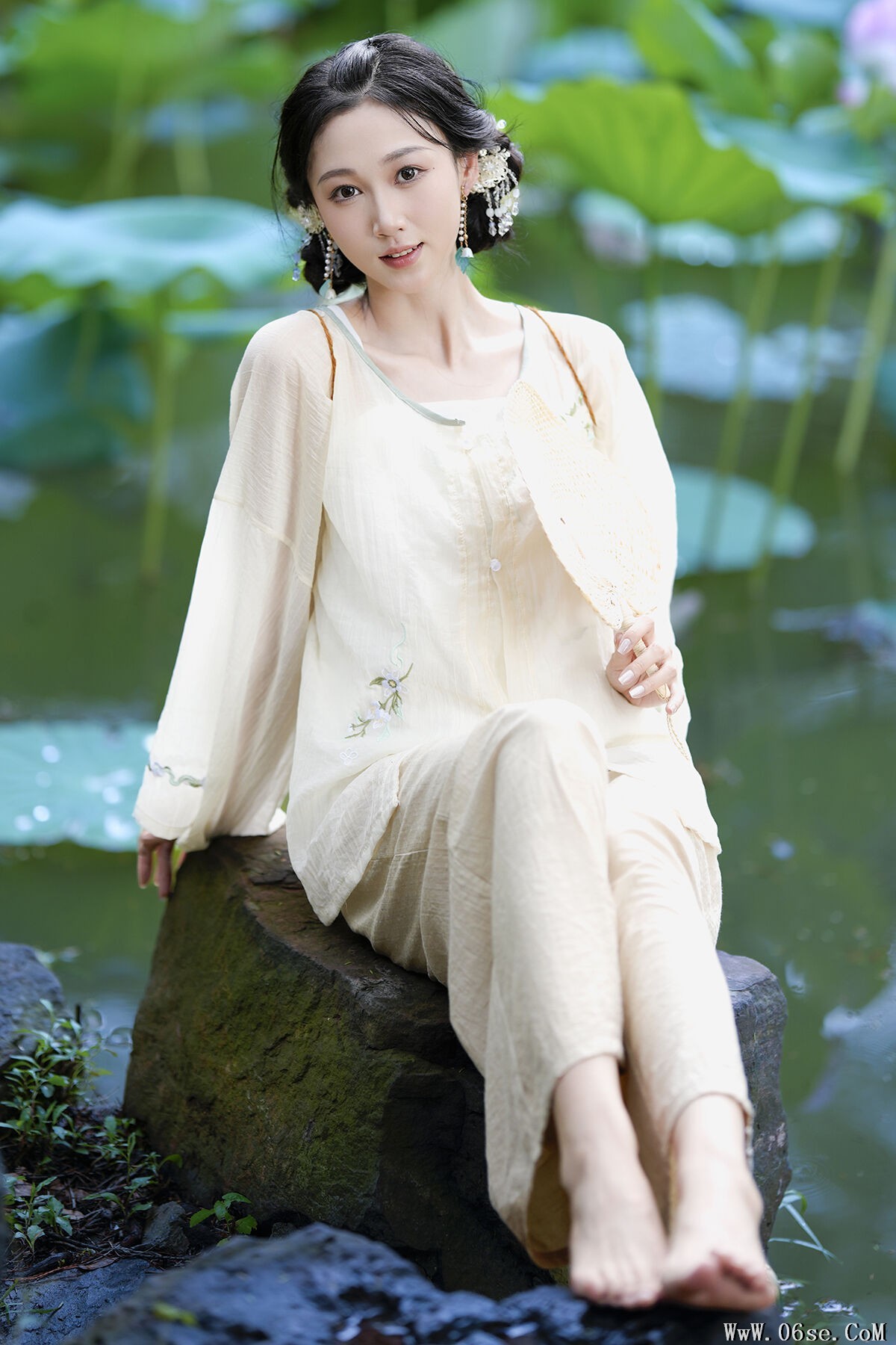 YiTuYu艺图语 Vol.7671 Xiao Zhi Xiao Zhi[33P]-六色网