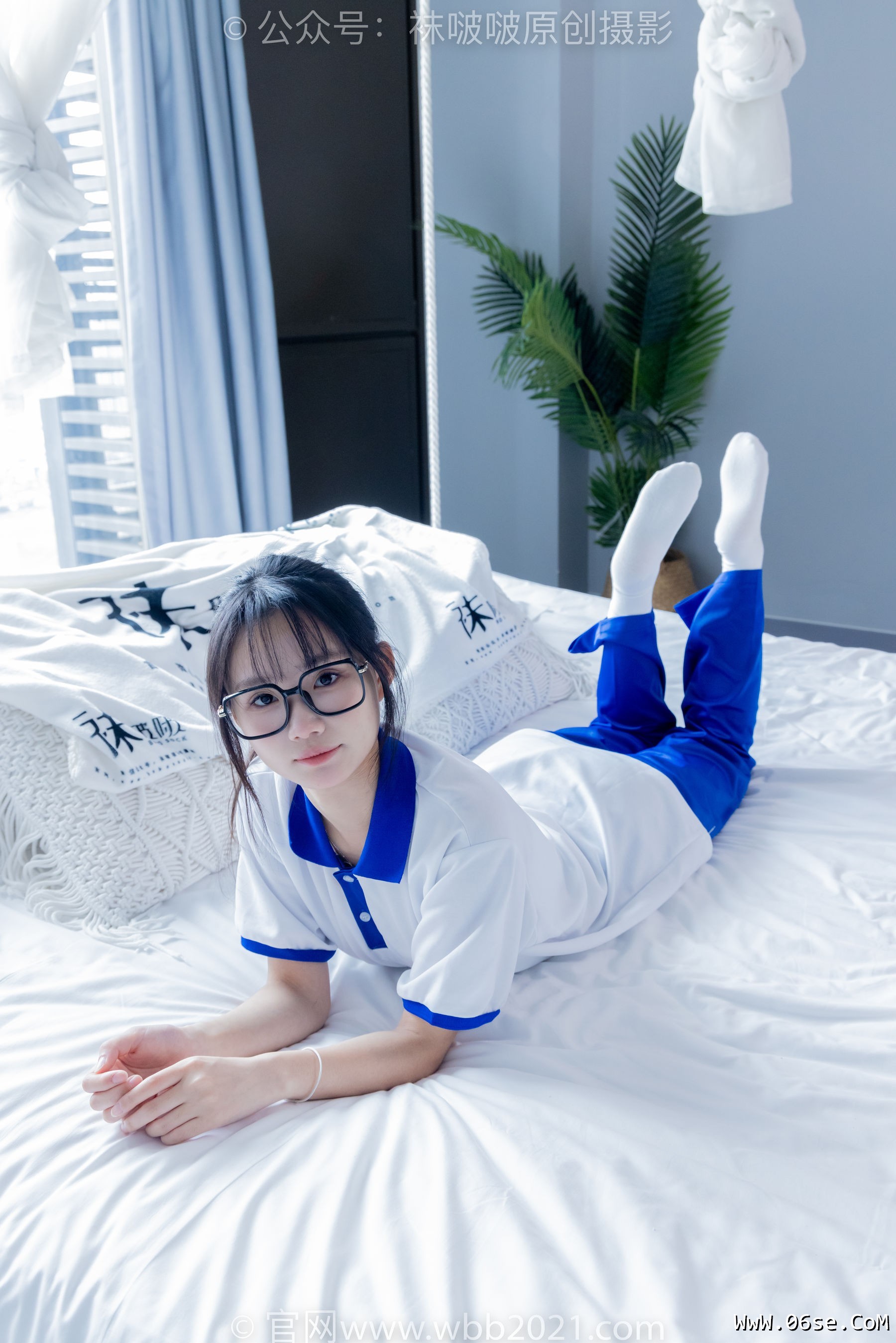图片[19]-BoBoSocks袜啵啵 No.351 甜甜圈 -板鞋、白棉袜、肉丝、校服裤里丝[150P]-六色网