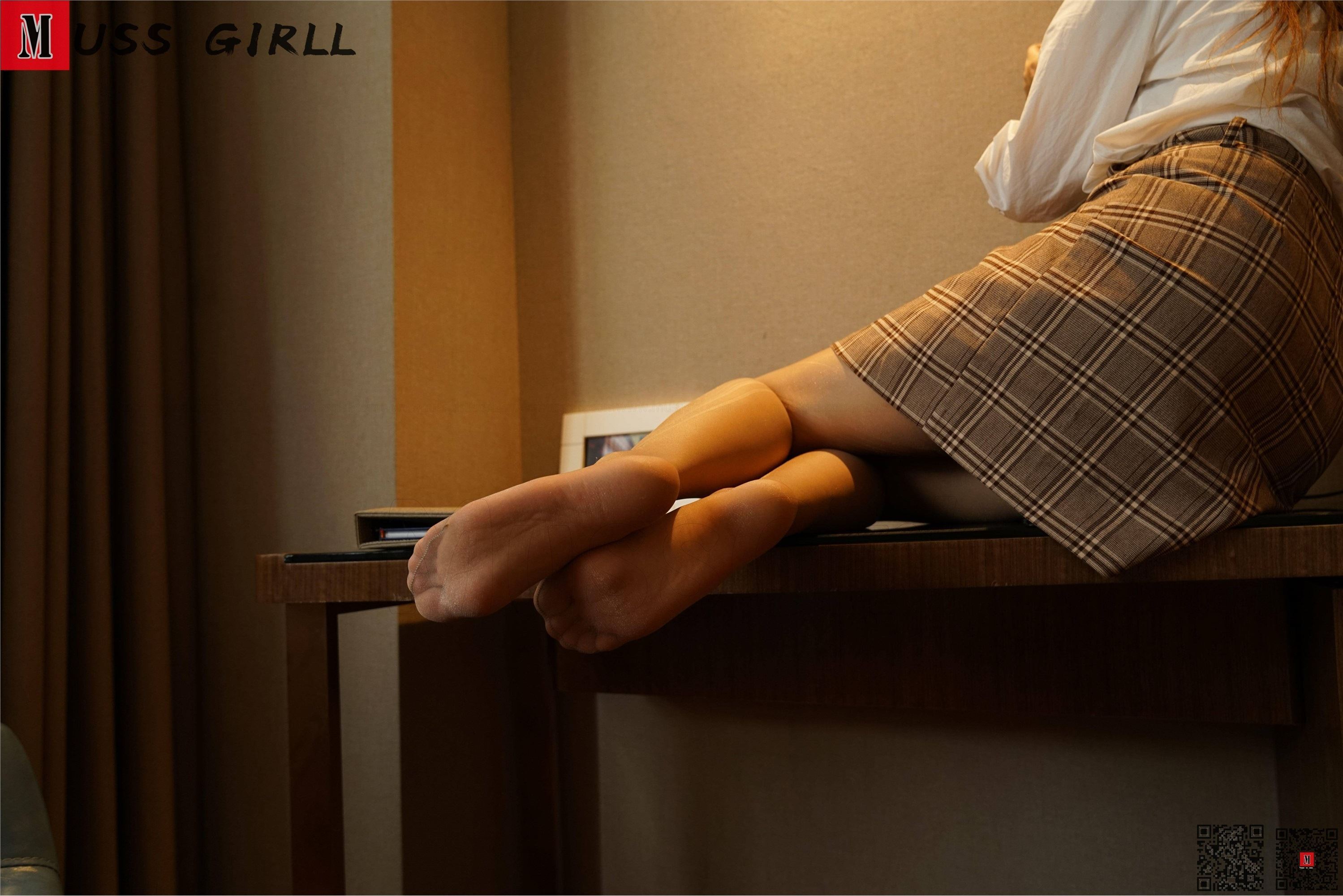 图片[4]-MussGirl慕丝女郎 NO.511 小何[84P]-六色网