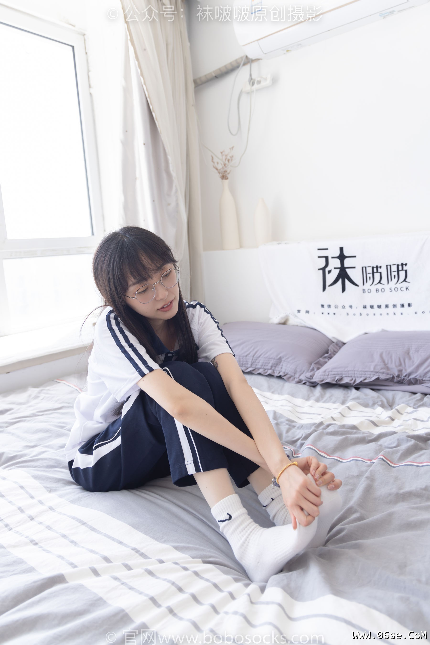 图片[103]-BoBoSocks袜啵啵 No.207 稚予 -aj板鞋、白棉袜、油亮白丝、校服裤里丝[140P]-六色网