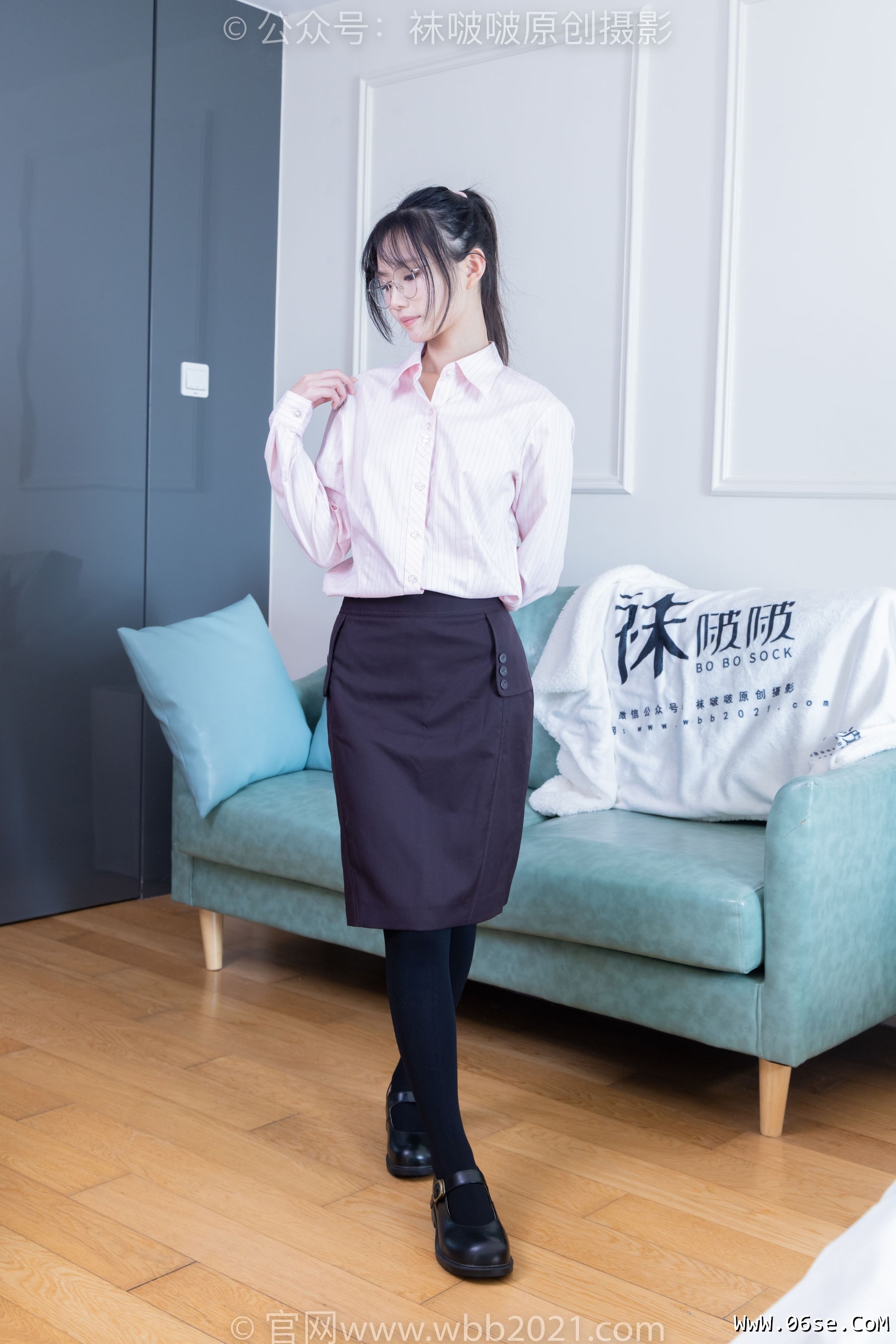 图片[9]-BoBoSocks袜啵啵 No.362 甜甜圈 -两双皮鞋、厚肉丝、厚黑丝、ol制服[230P]-六色网