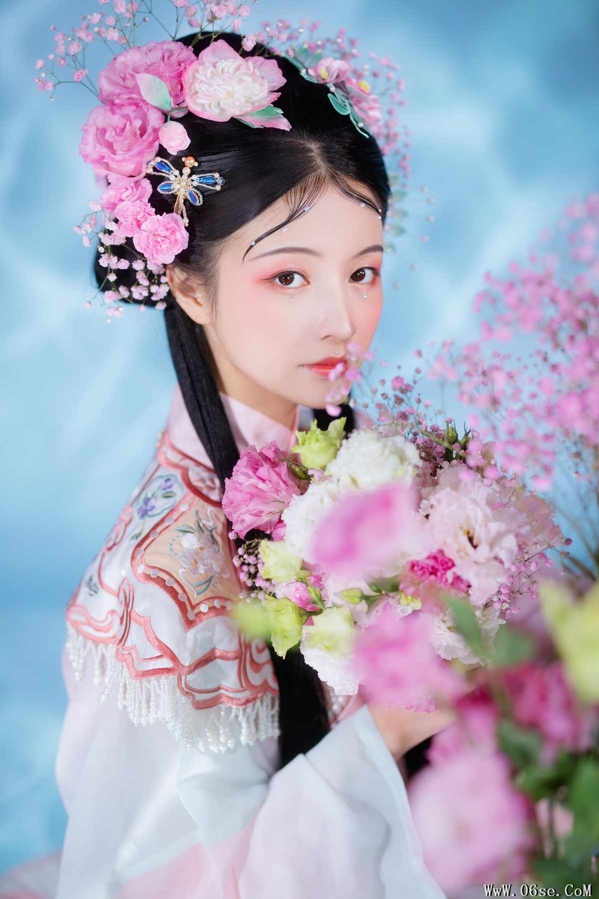 图片[25]-YiTuYu艺图语 Vol.4153 Pei Pei[26P]-六色网