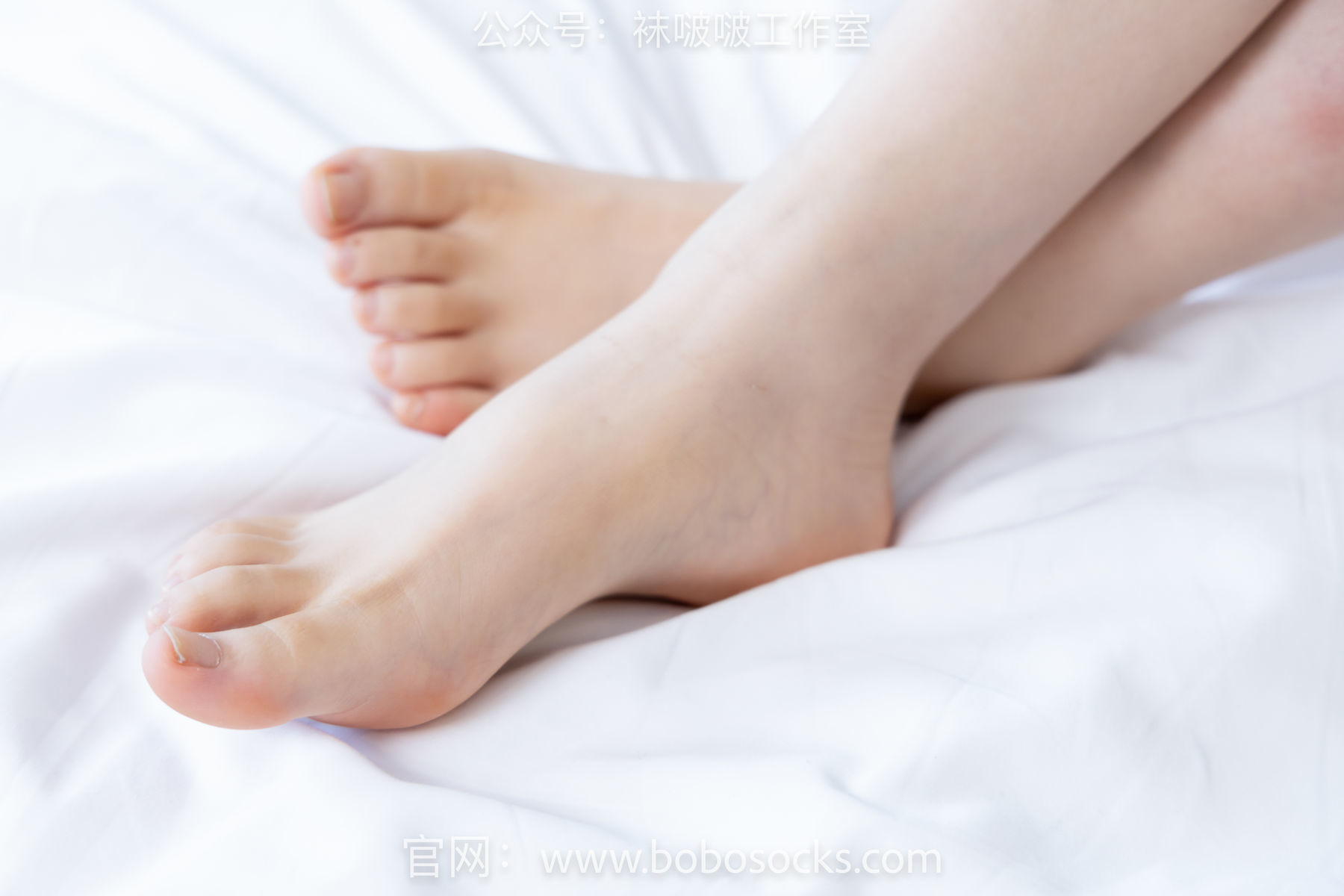 图片[111]-BoBoSocks袜啵啵 No.116 小淳-两双高跟鞋、肉丝、裸足[146P]-六色网