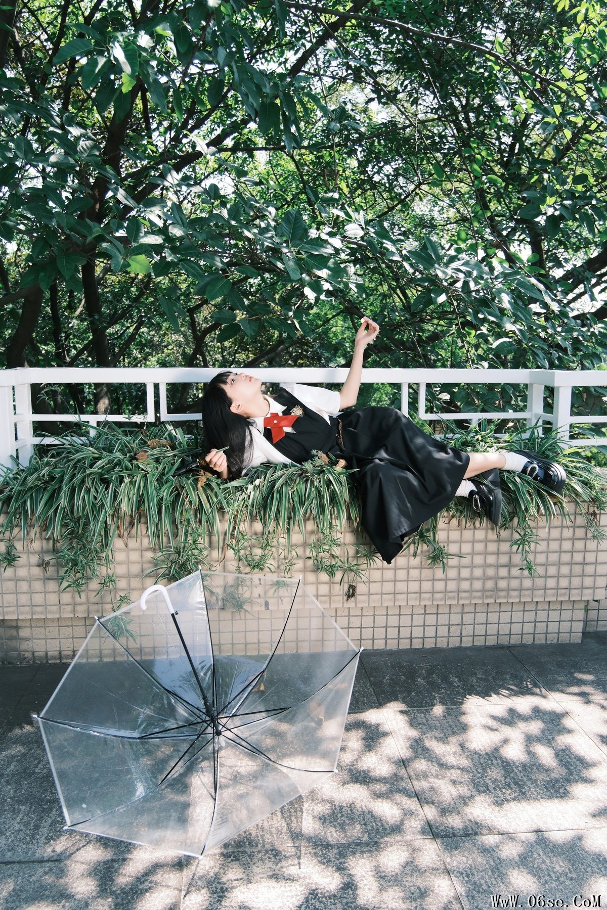 图片[17]-YiTuYu艺图语 Vol.5520 Er Liang Feng Yue[25P]-六色网