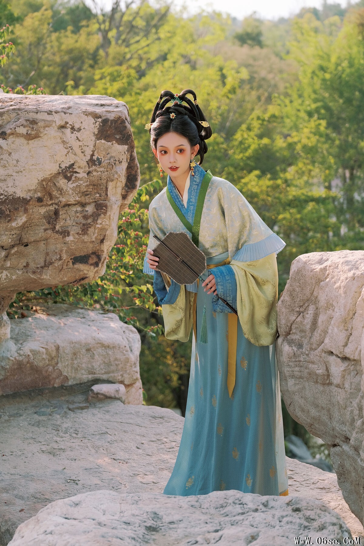 图片[5]-YiTuYu艺图语 Vol.7768 Qiu Qiu[32P]-六色网