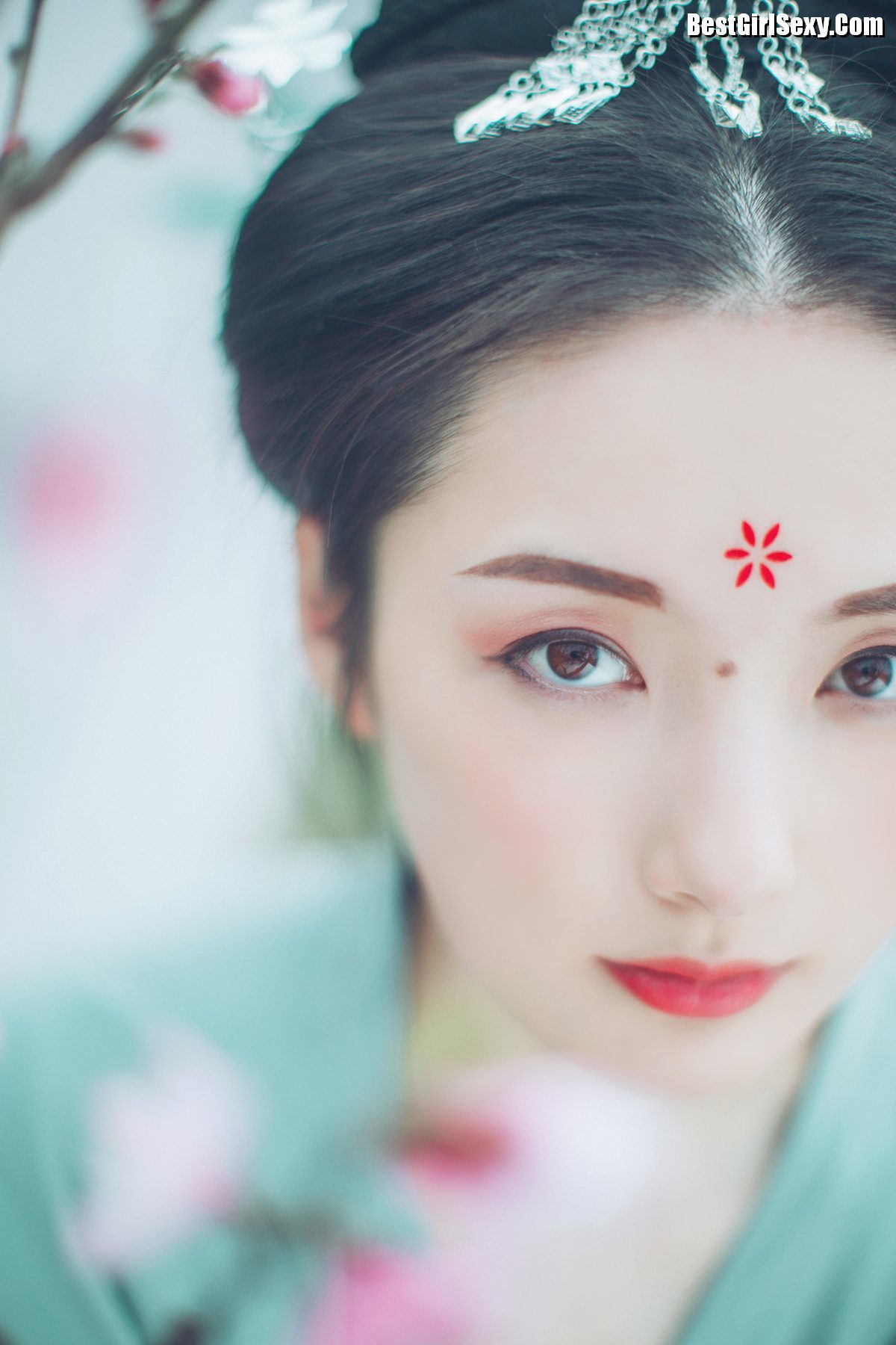 图片[19]-YiTuYu艺图语 Vol.4056 Fan Fan[32P]-六色网