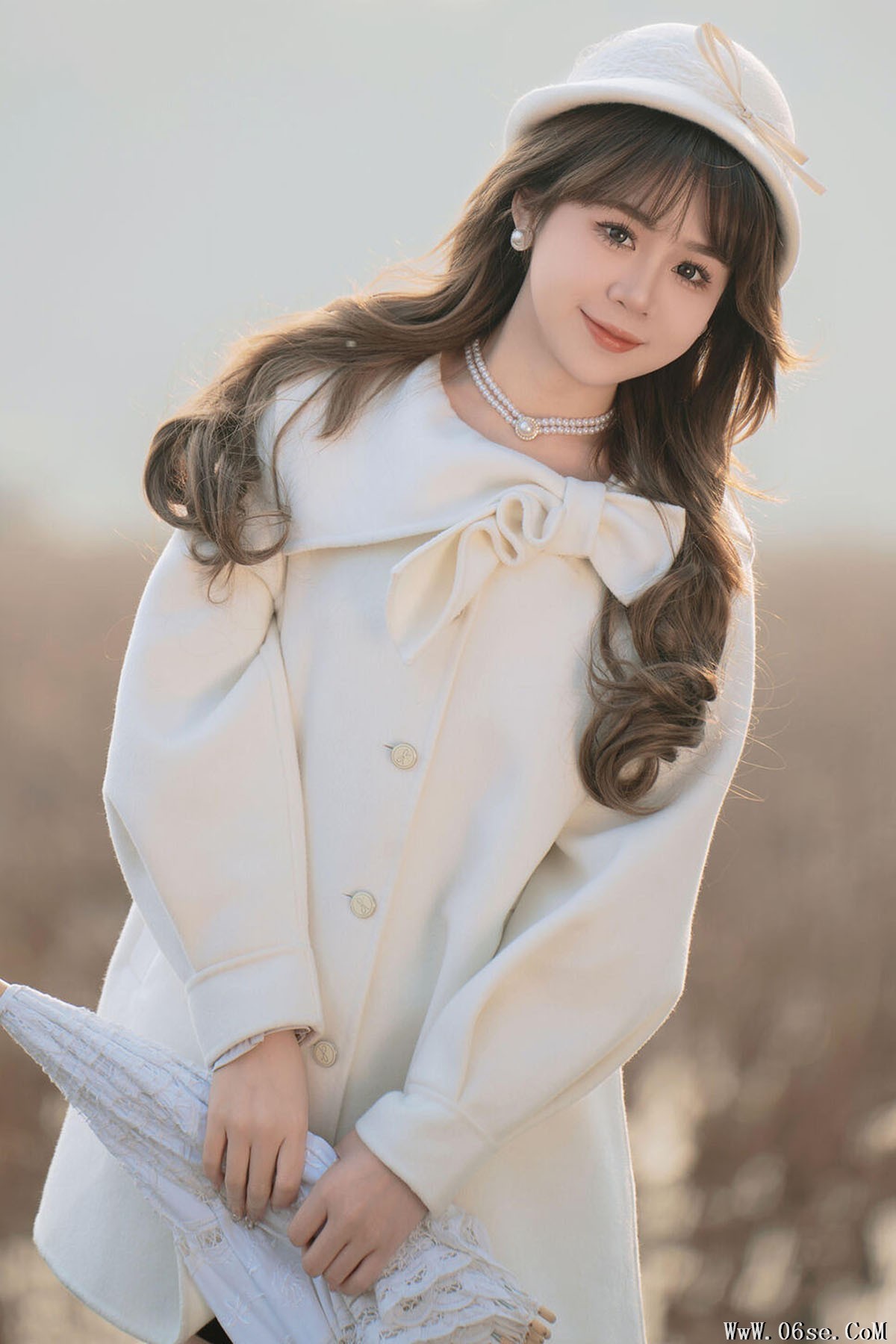 YiTuYu艺图语 Vol.6275 Pao Fu Xiao Fang[34P]-六色网