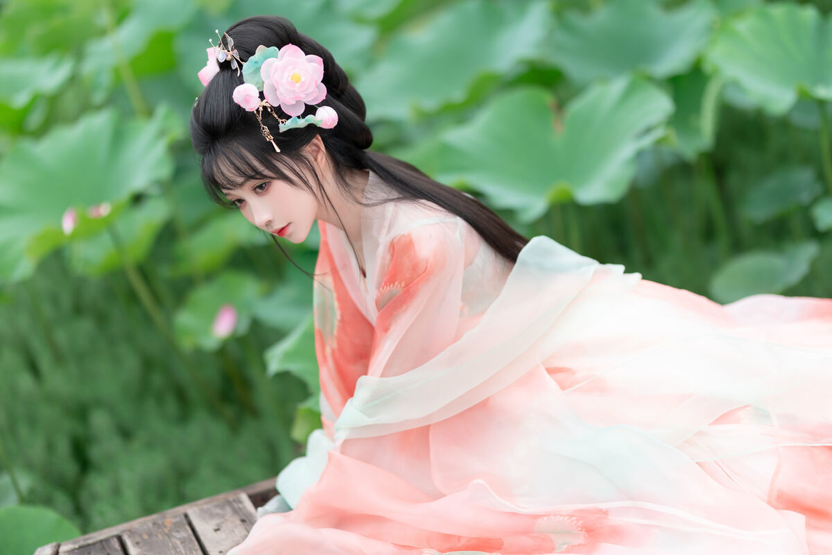 图片[15]-YiTuYu艺图语 Vol.7685 Qi Luo Sheng De Xiao Su Su[28P]-六色网