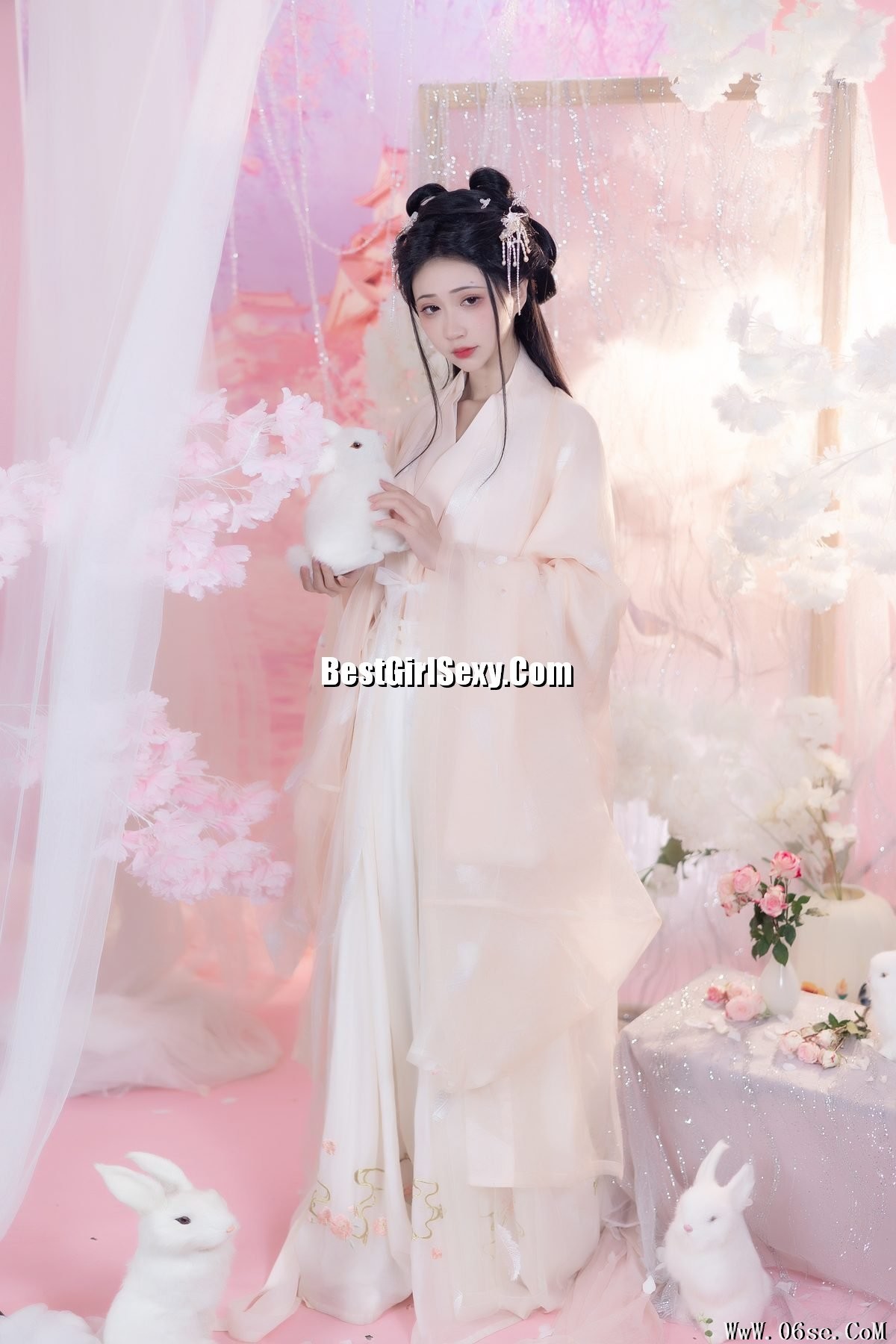 图片[23]-YiTuYu艺图语 Vol.3652 Qi Luo Sheng De Xiao Su Su[27P]-六色网