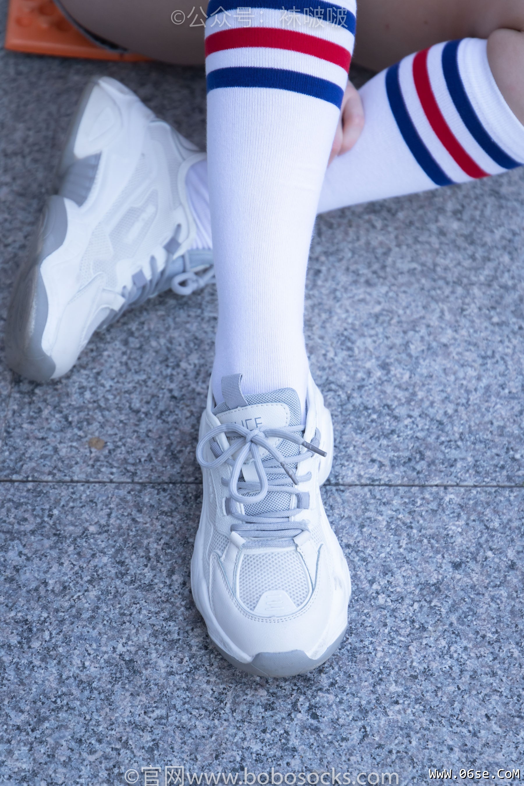 图片[23]-BoBoSocks袜啵啵 No.006 小米-运动鞋、白色小腿袜、裸足[130P]-六色网