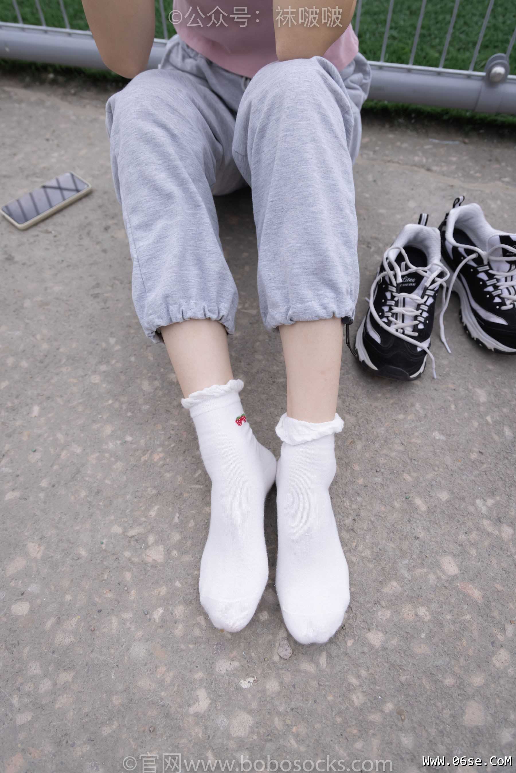 图片[75]-BoBoSocks袜啵啵 No.016 熊熊-斯凯奇运动鞋、棉袜、裸足[147P]-六色网