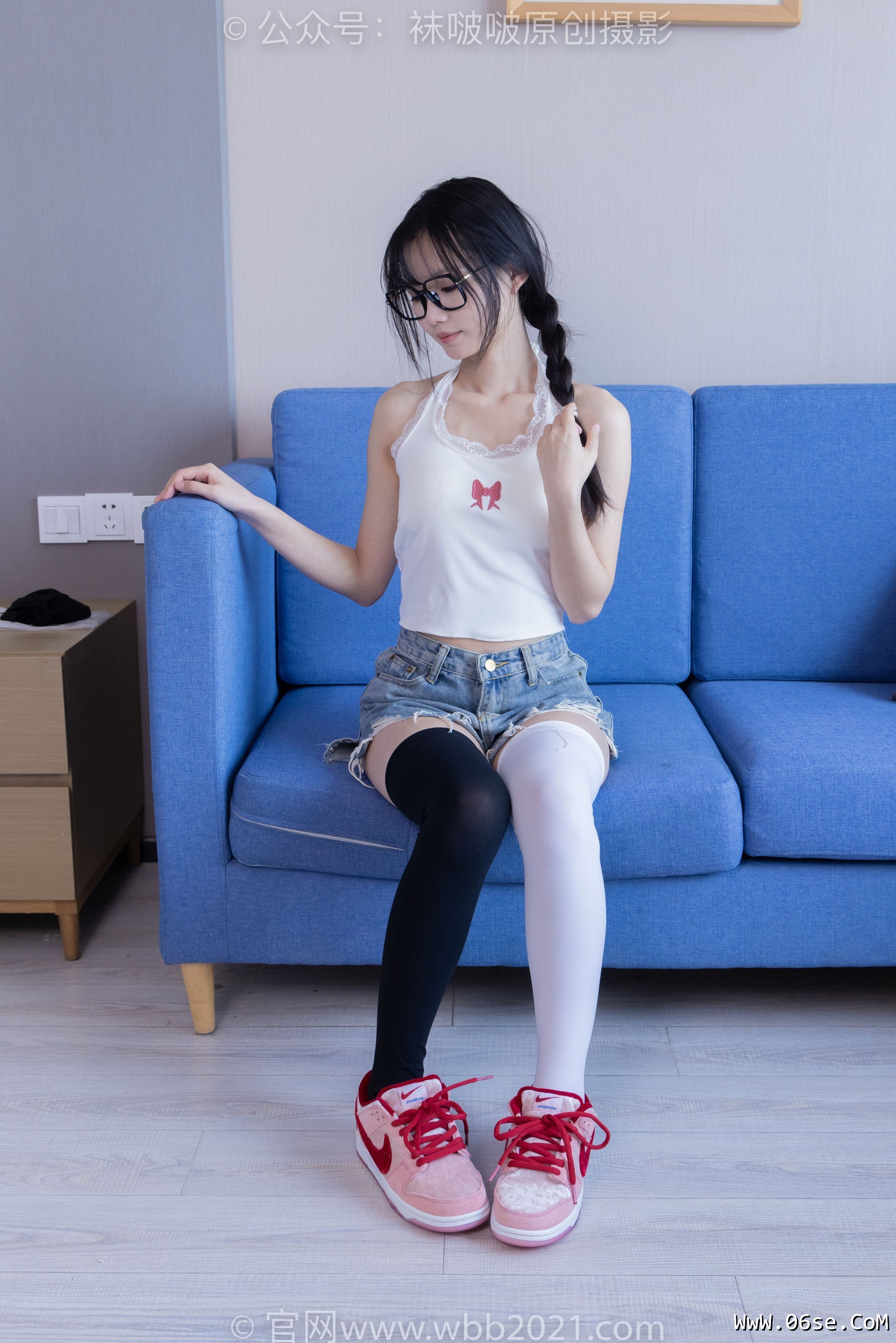 图片[140]-BoBoSocks袜啵啵 No.390 甜甜圈 -板鞋、厚黑丝大腿袜、厚白丝大腿袜[148P]-六色网
