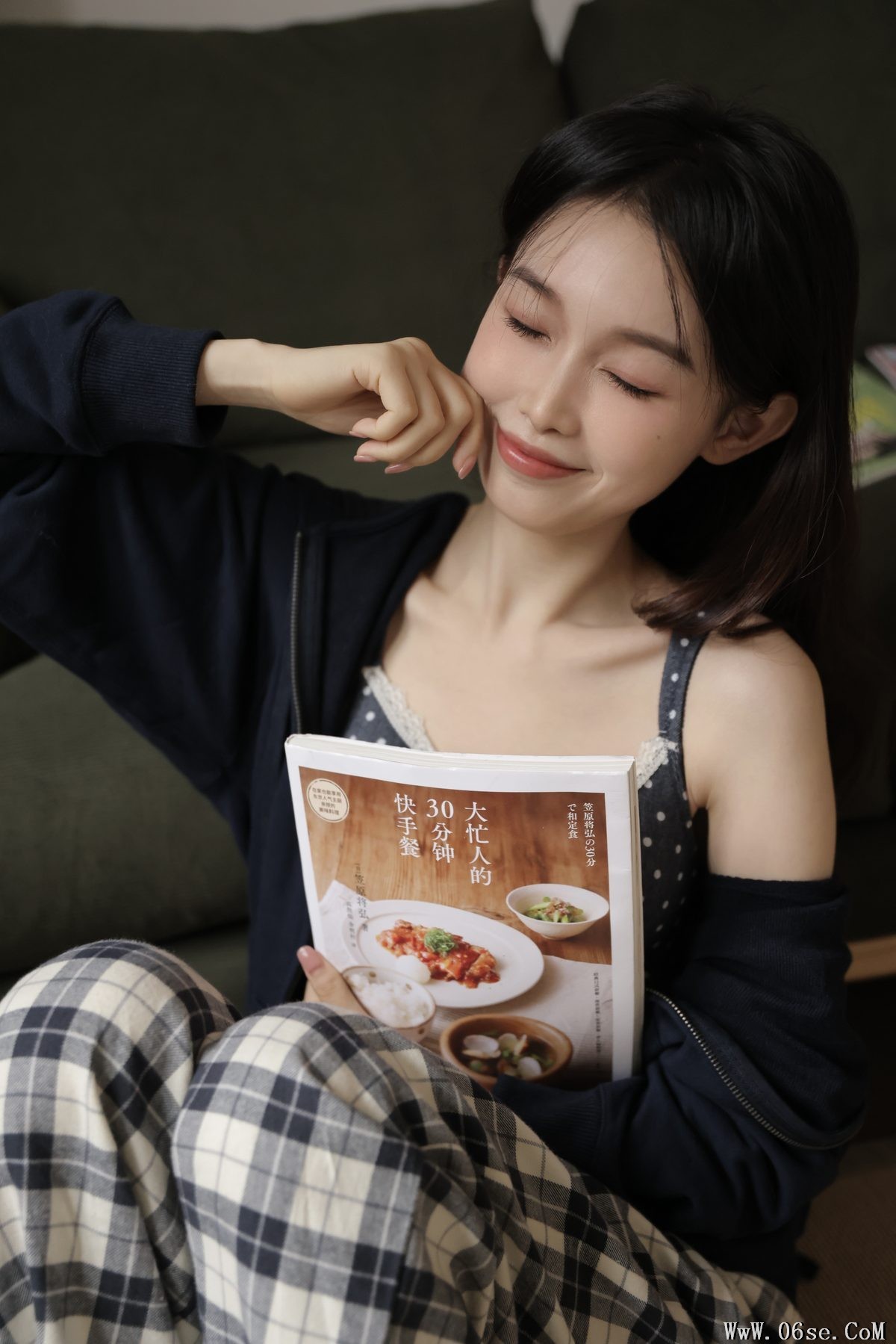 图片[17]-YiTuYu艺图语 Vol.3354 A Miao de Fan Fan[27P]-六色网