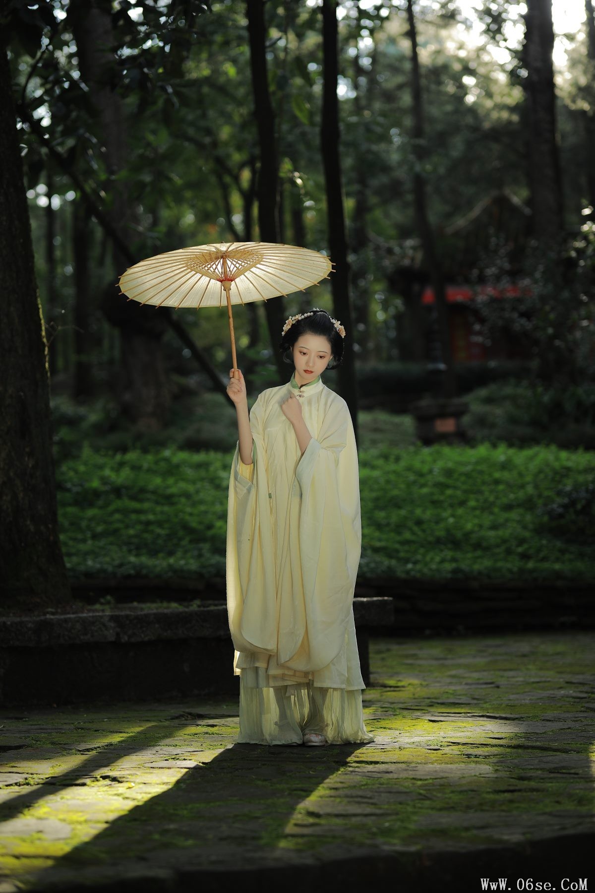 图片[37]-YiTuYu艺图语 Vol.3099 YunFleur[41P]-六色网