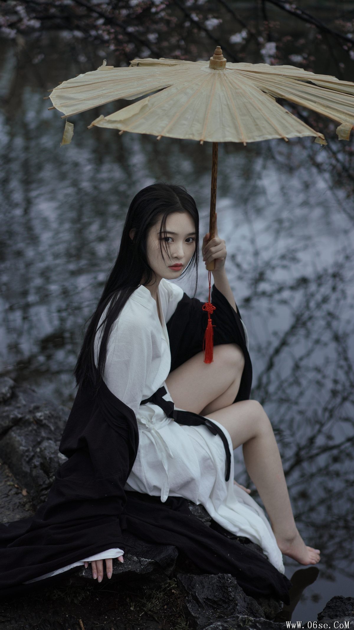 图片[25]-YiTuYu艺图语 Vol.3894 Ai Tan Xian De Xia Shang Zhou[33P]-六色网