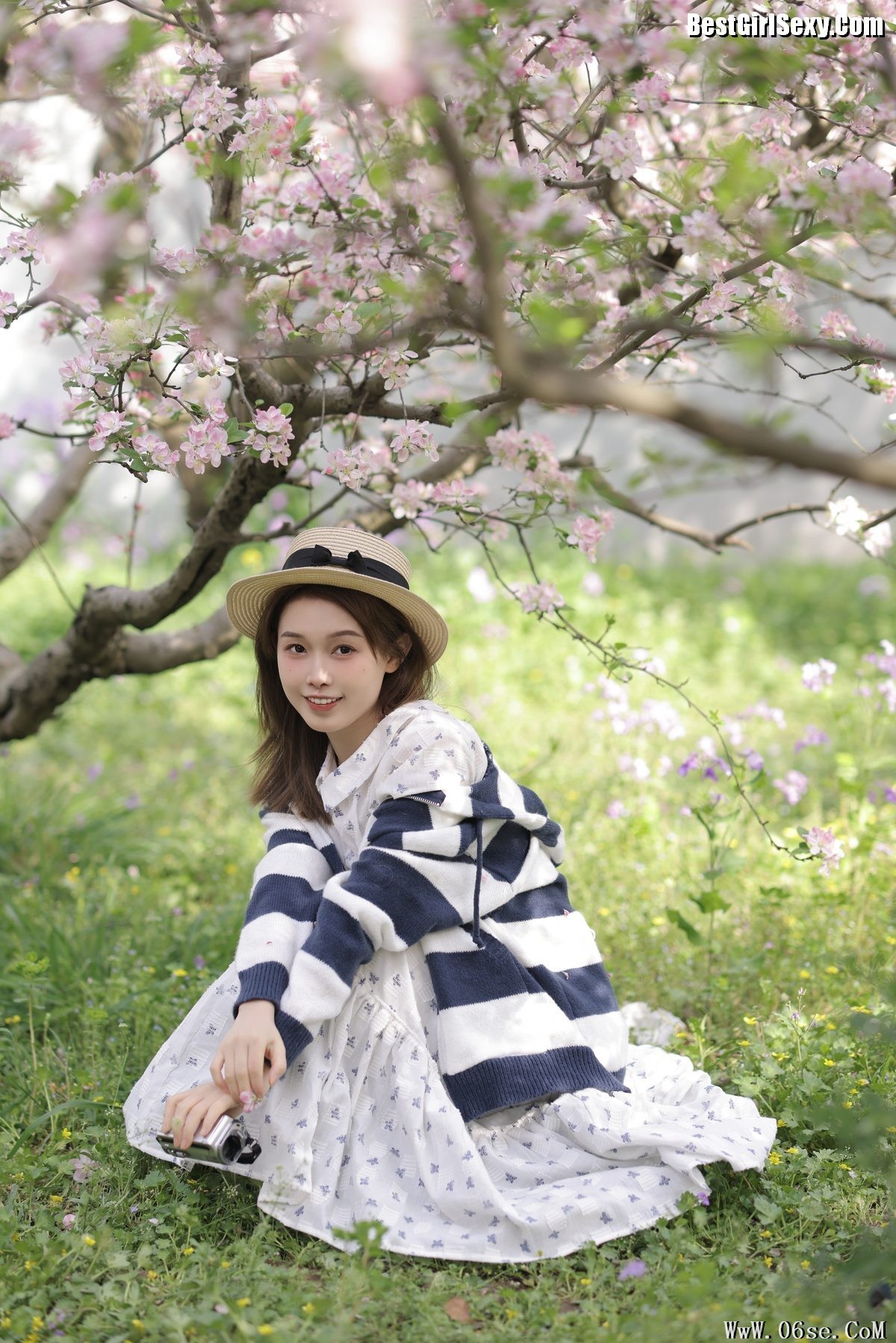 图片[22]-YiTuYu艺图语 Vol.4097 Suan Nai Jia Xin Hao hao Ci[32P]-六色网