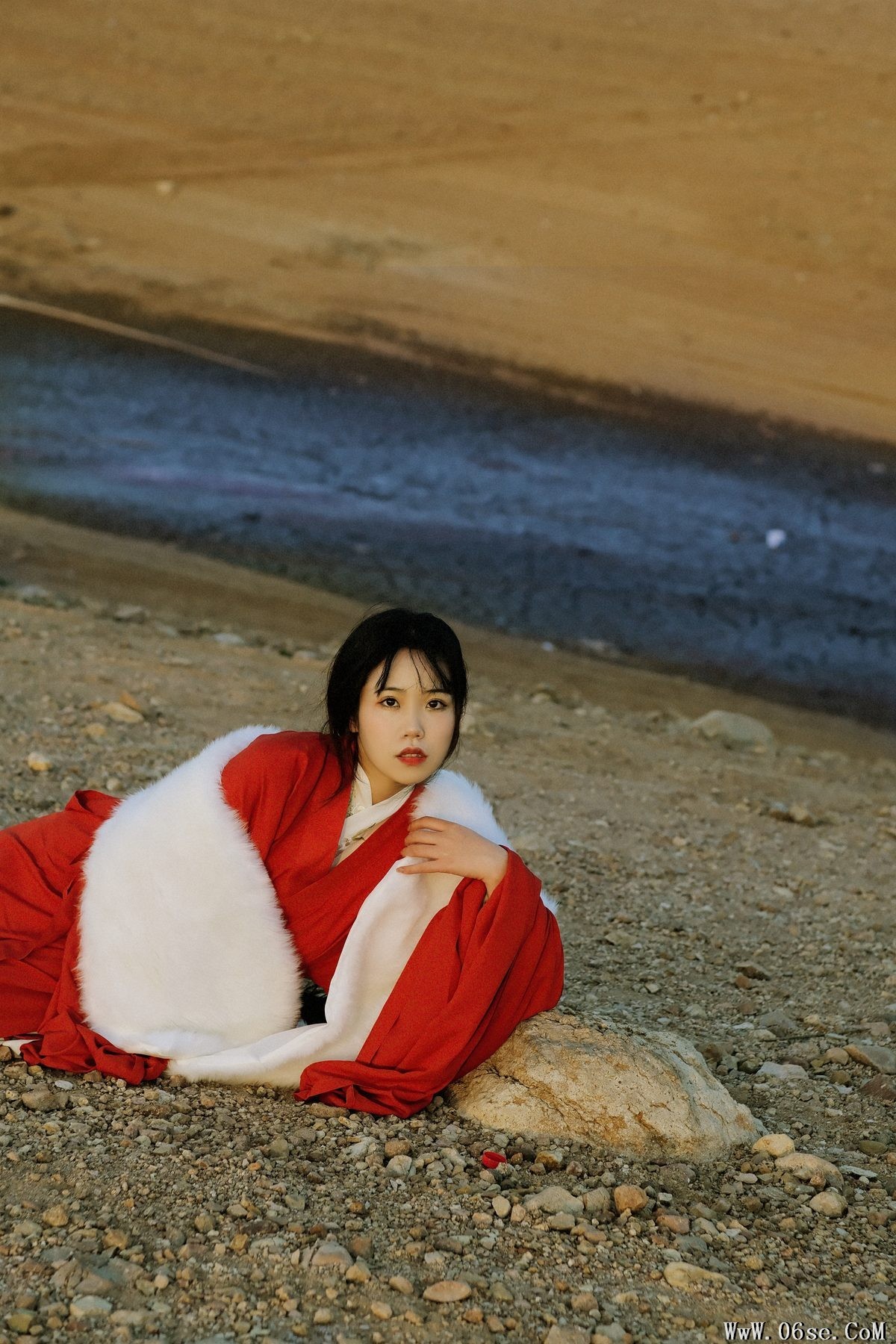 图片[15]-YiTuYu艺图语 Vol.3136 Hui Xia Xue De Xiao Xian Nu[25P]-六色网