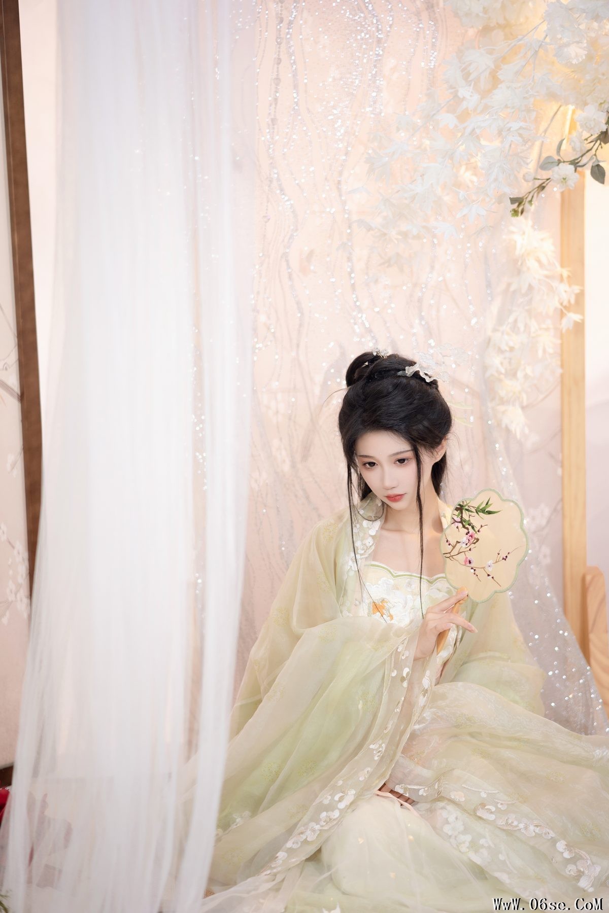 图片[24]-YiTuYu艺图语 Vol.4143 Qi Luo Sheng De Xiao Su Su[28P]-六色网