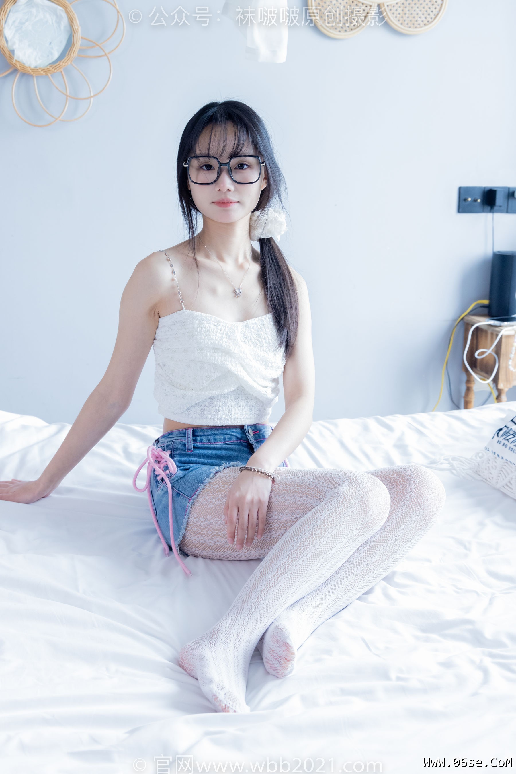 图片[5]-BoBoSocks袜啵啵 No.372 甜甜圈 -板鞋、白色蕾丝袜、可拆卸牛仔裤、裤里丝[140P]-六色网