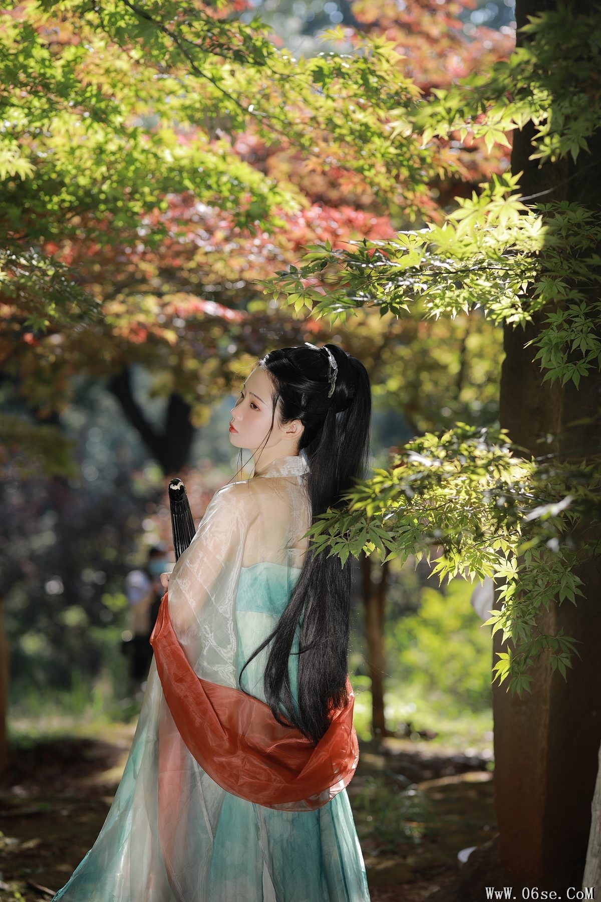 图片[29]-YiTuYu艺图语 Vol.3137 Luo Hua Ren Du Li[35P]-六色网