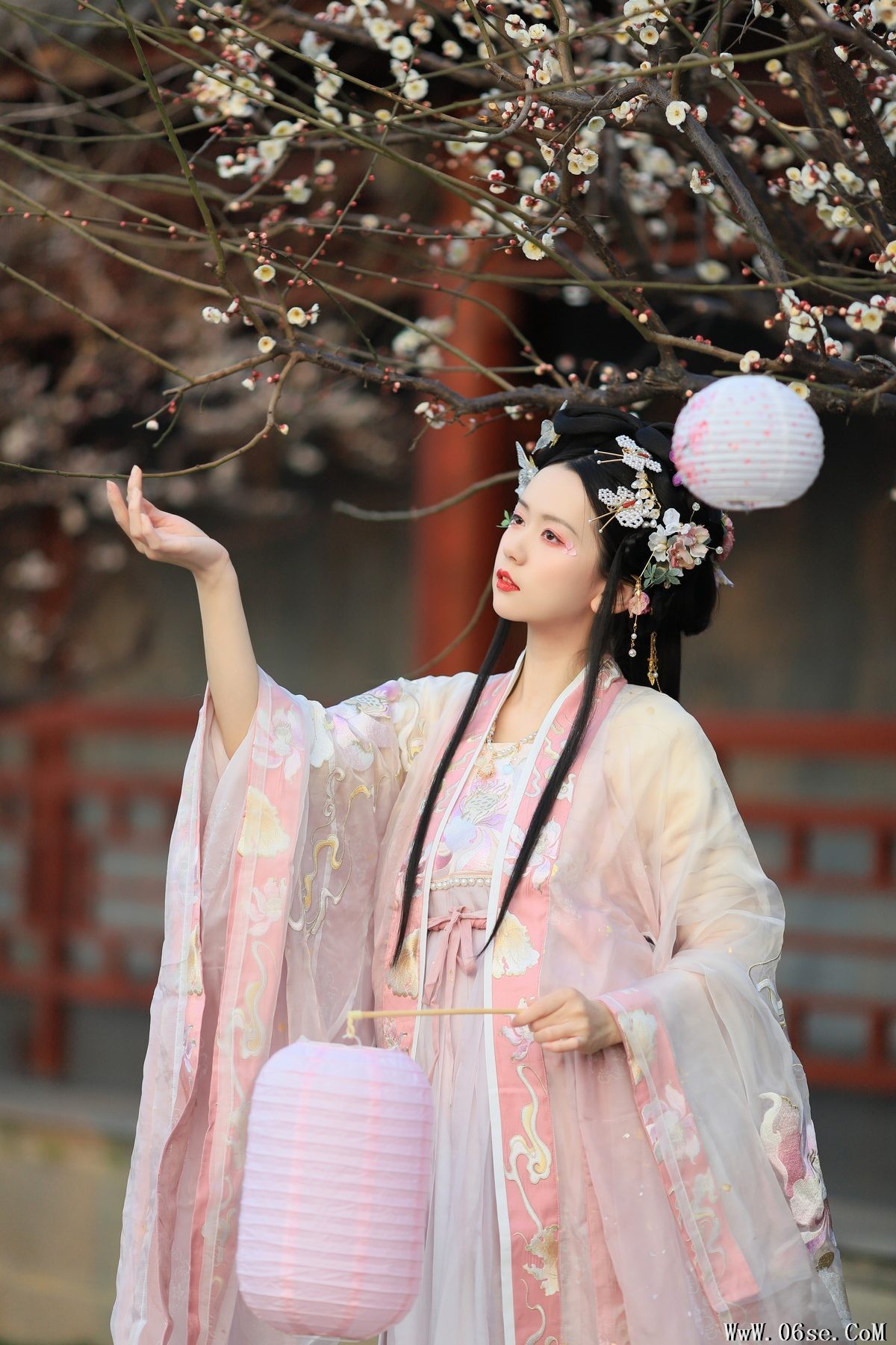 图片[25]-YiTuYu艺图语 Vol.5471 Ce Er Qing Xin Ting[36P]-六色网