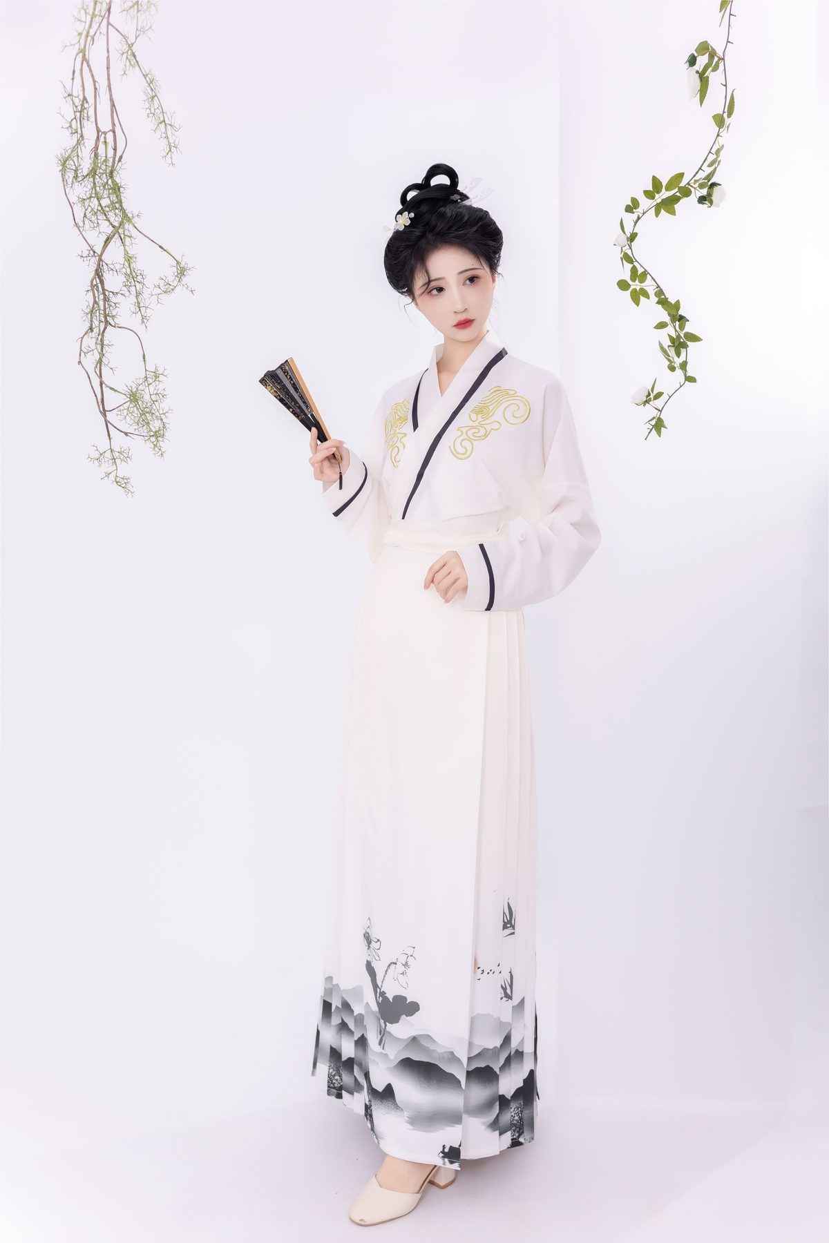 图片[7]-YiTuYu艺图语 Vol.3527 Qi Luo Sheng De Xiao Su Su[28P]-六色网