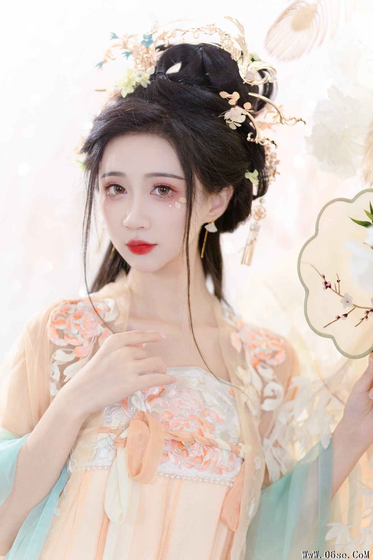 图片[18]-YiTuYu艺图语 Vol.5606 Qi Luo Sheng De Xiao Su Su[31P]-六色网