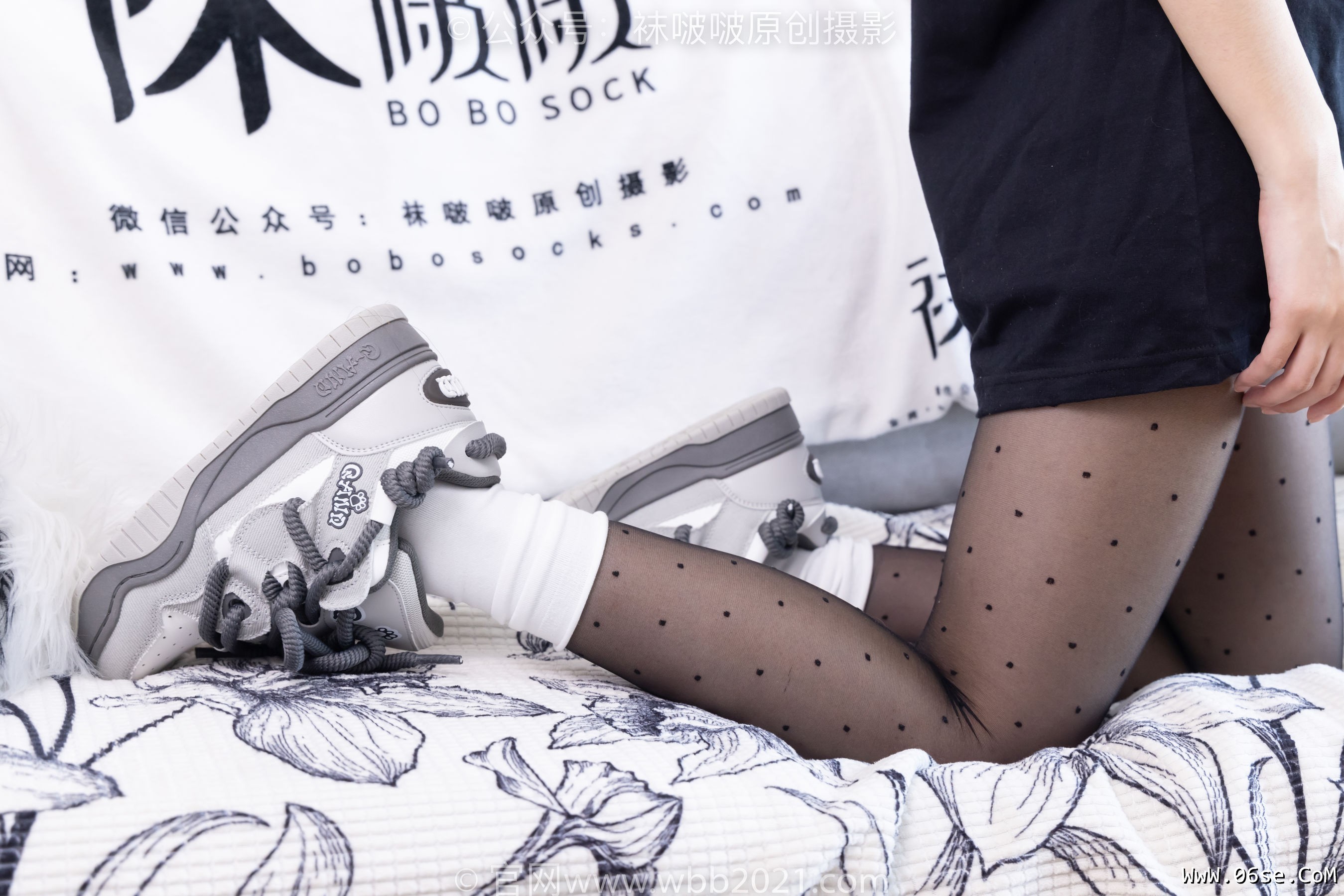 图片[79]-BoBoSocks袜啵啵 No.418 甜甜圈 – 板鞋、白棉袜、波点黑丝[145P]-六色网