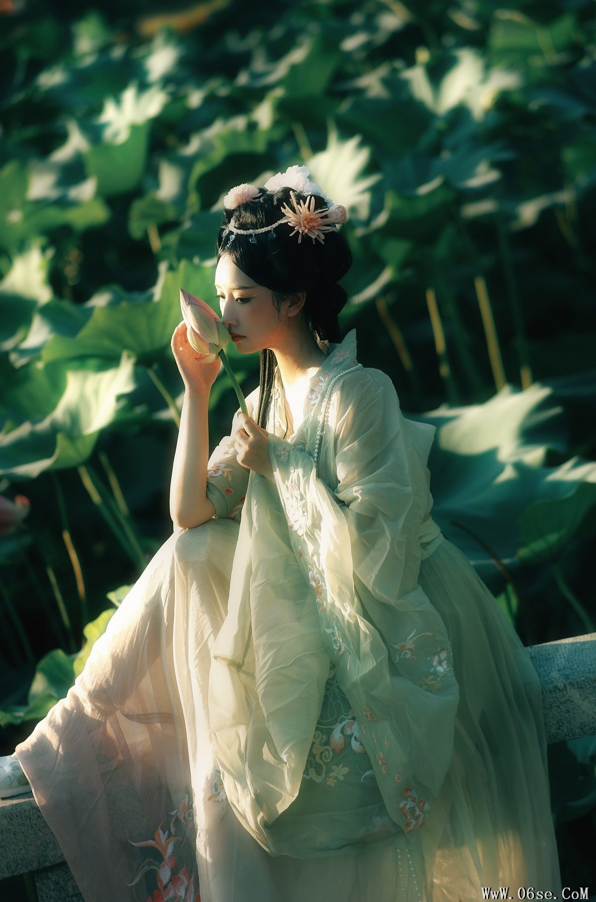 图片[16]-YiTuYu艺图语 Vol.5256 Xiao Qing[24P]-六色网