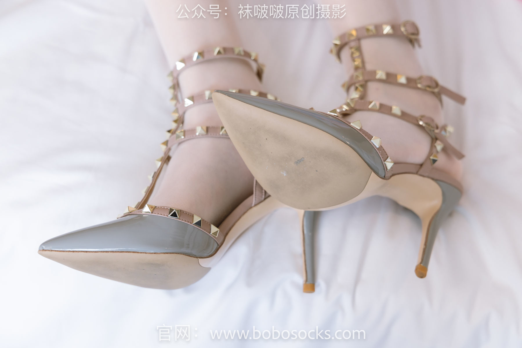 图片[20]-BoBoSocks袜啵啵 No.154 小甜豆-两双高跟鞋、珠光白丝、女仆装[200P]-六色网