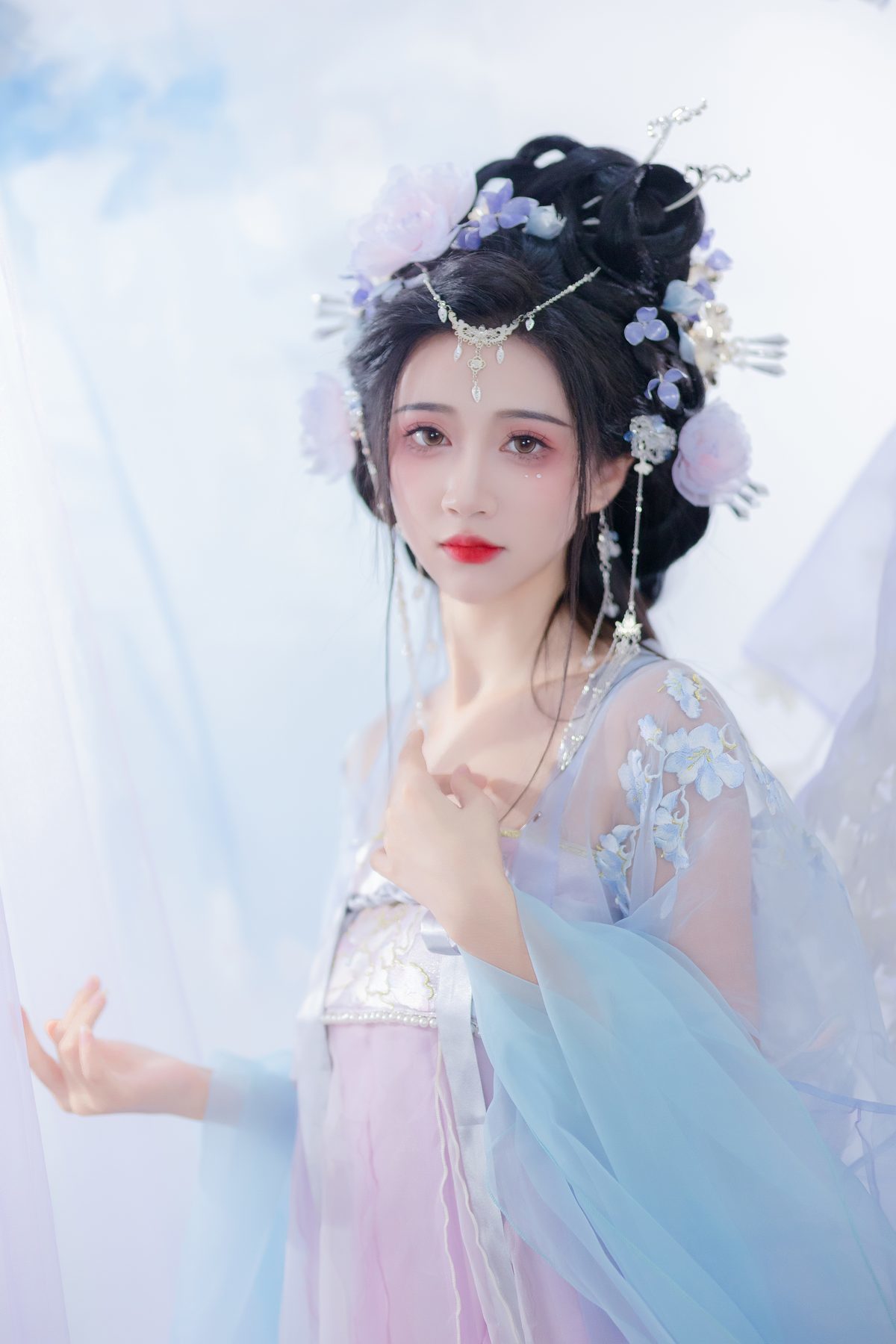 图片[29]-YiTuYu艺图语 Vol.5599 Qi Luo Sheng De Xiao Su Su[31P]-六色网