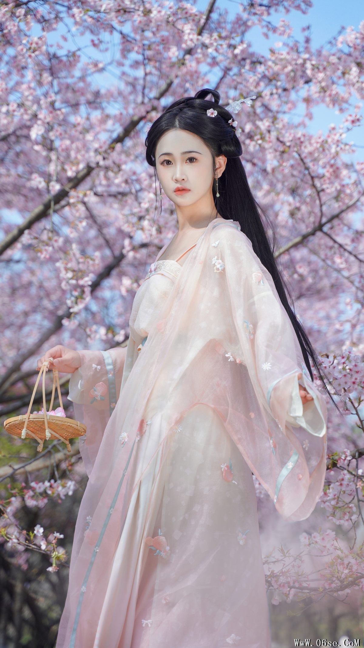 图片[18]-YiTuYu艺图语 Vol.3828 Jiao Yi Zhi Sui Sui[24P]-六色网