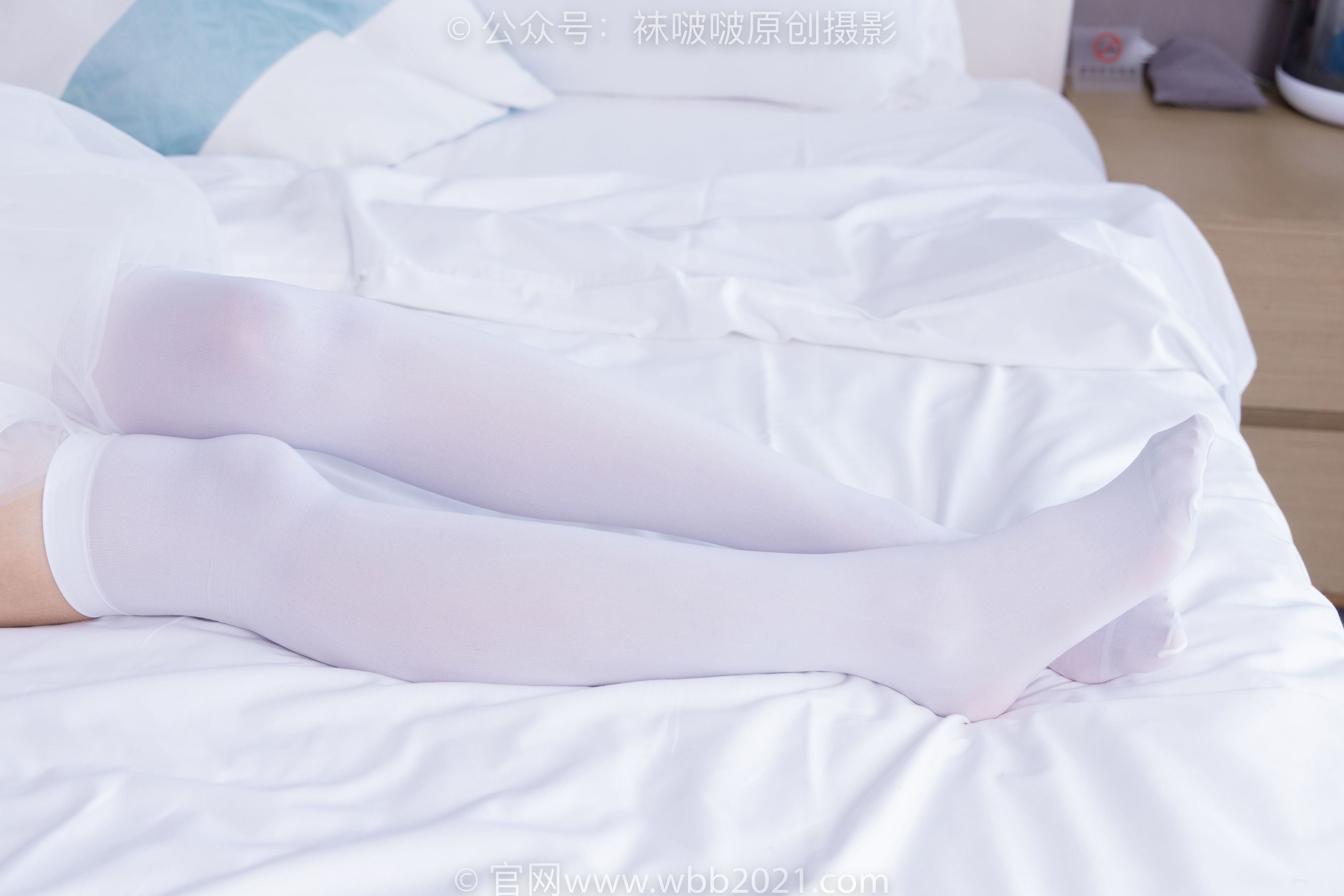 图片[9]-BoBoSocks袜啵啵 No.409 奶油 -两双高跟鞋、厚白丝大腿袜、裸足[198P]-六色网