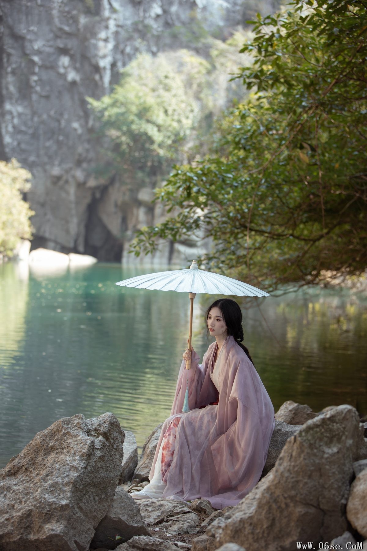 图片[23]-YiTuYu艺图语 Vol.3809 A Moon[33P]-六色网