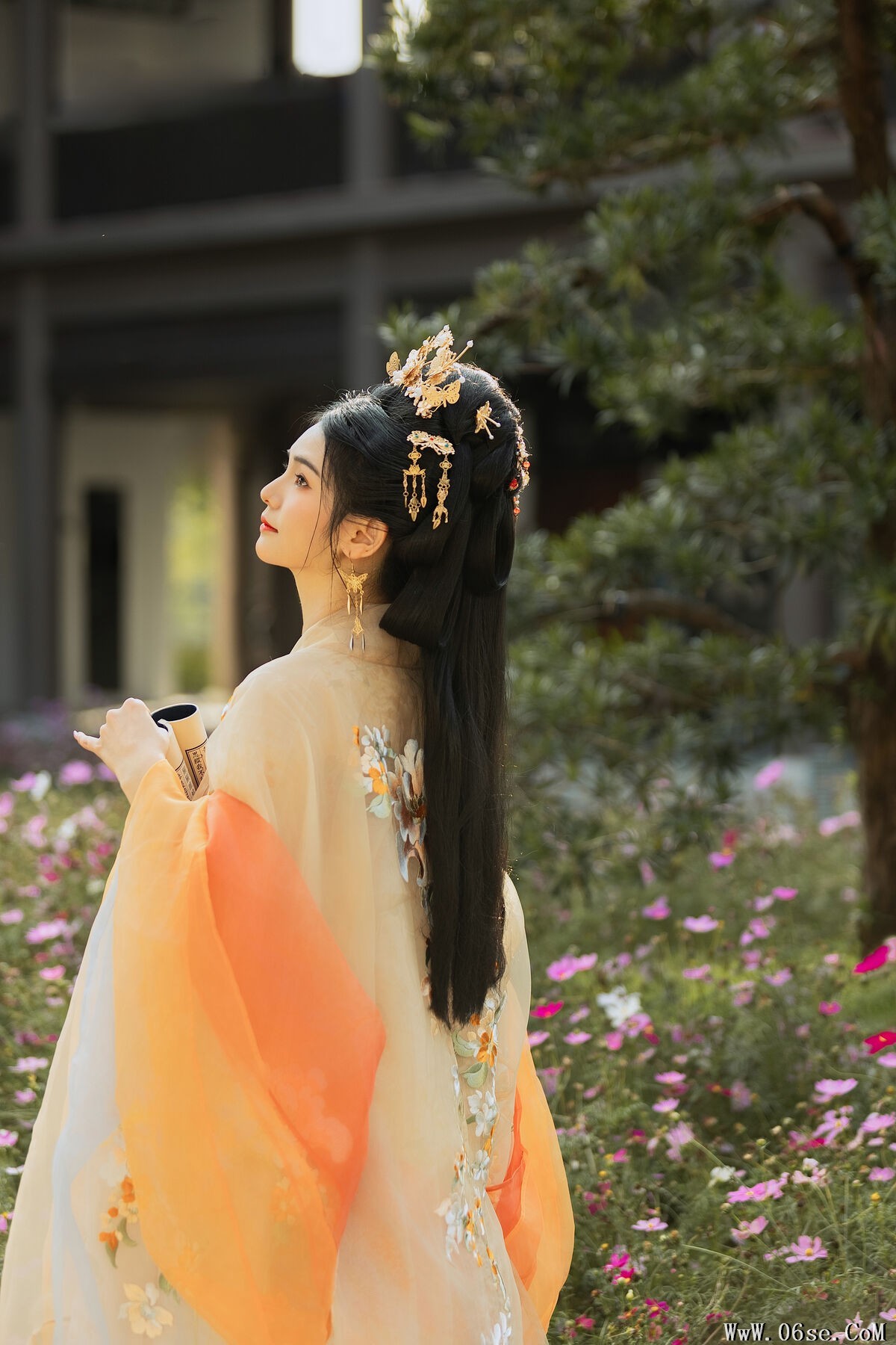 图片[6]-YiTuYu艺图语 Vol.6630 Yi Xin[23P]-六色网