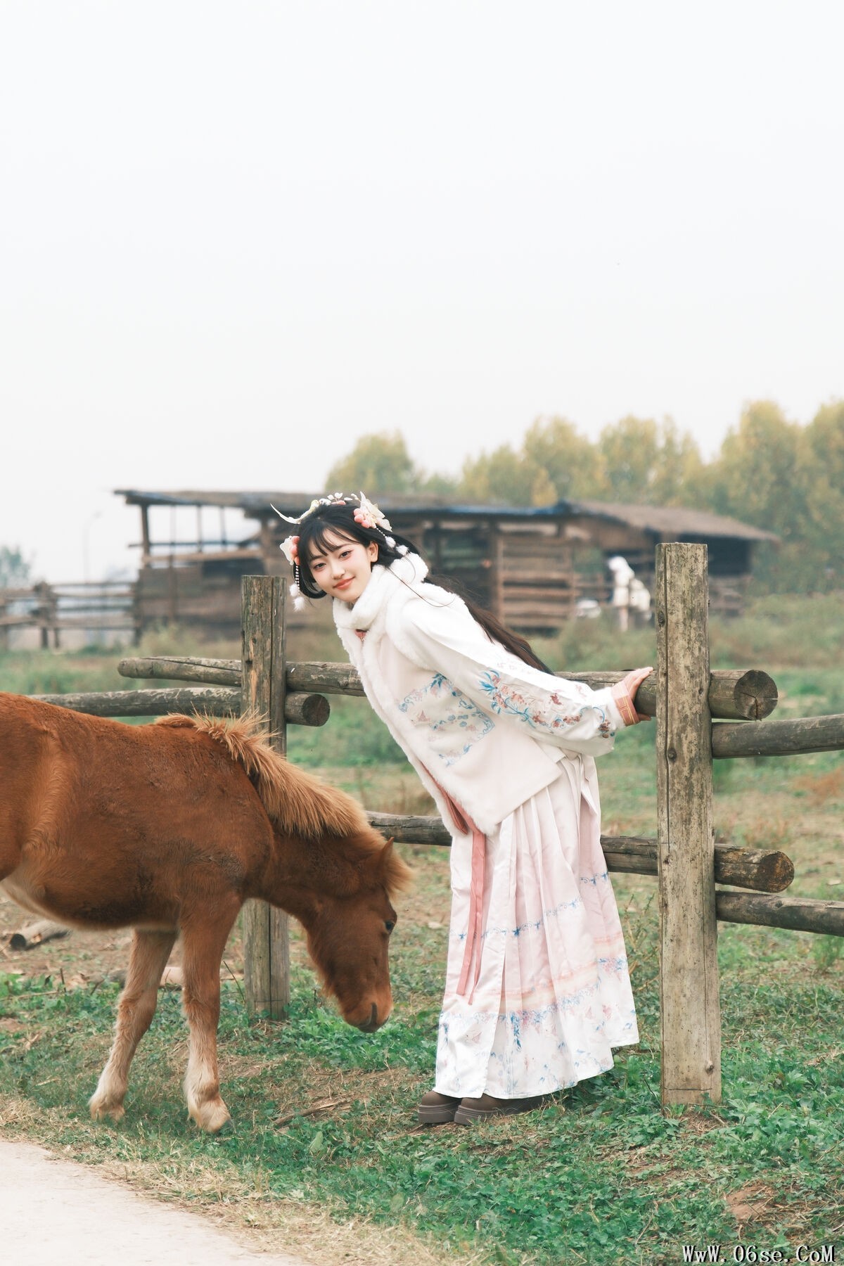 图片[12]-YiTuYu艺图语 Vol.6758 Er Liang Feng Yue[21P]-六色网