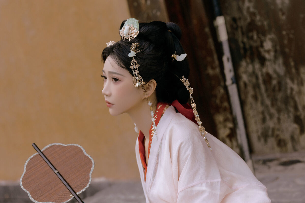 图片[11]-YiTuYu艺图语 Vol.6337 Qi Luo Sheng De Xiao Su Su[26P]-六色网