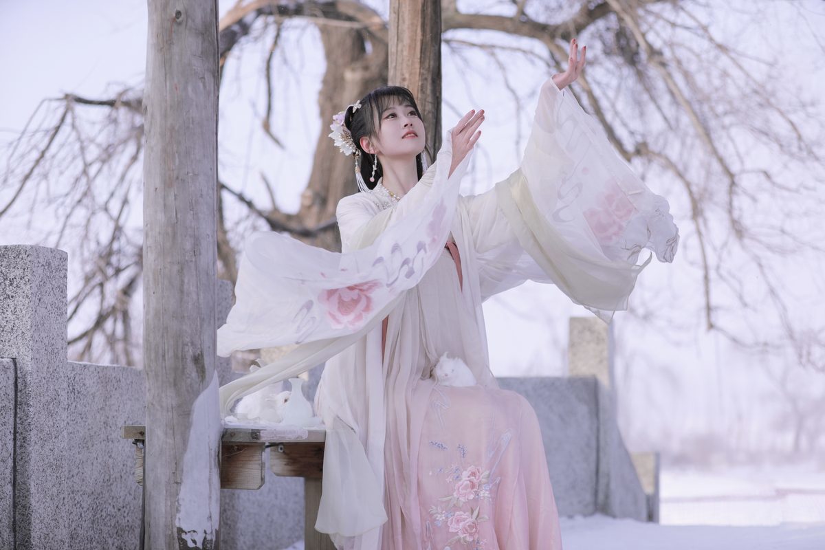 图片[13]-YiTuYu艺图语 Vol.3767 A Tong[22P]-六色网