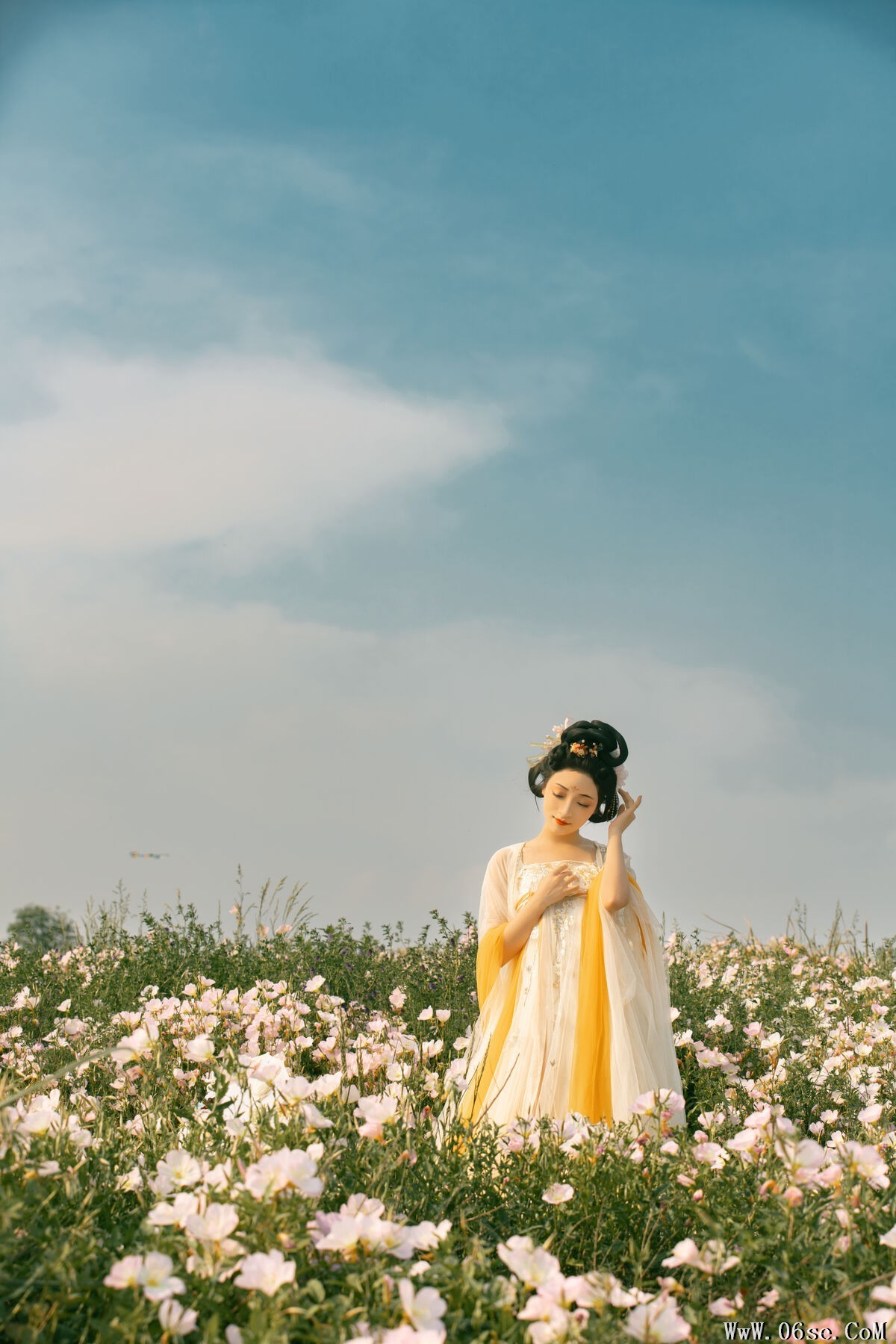 图片[24]-YiTuYu艺图语 Vol.6911 Jun Yin Lan[33P]-六色网