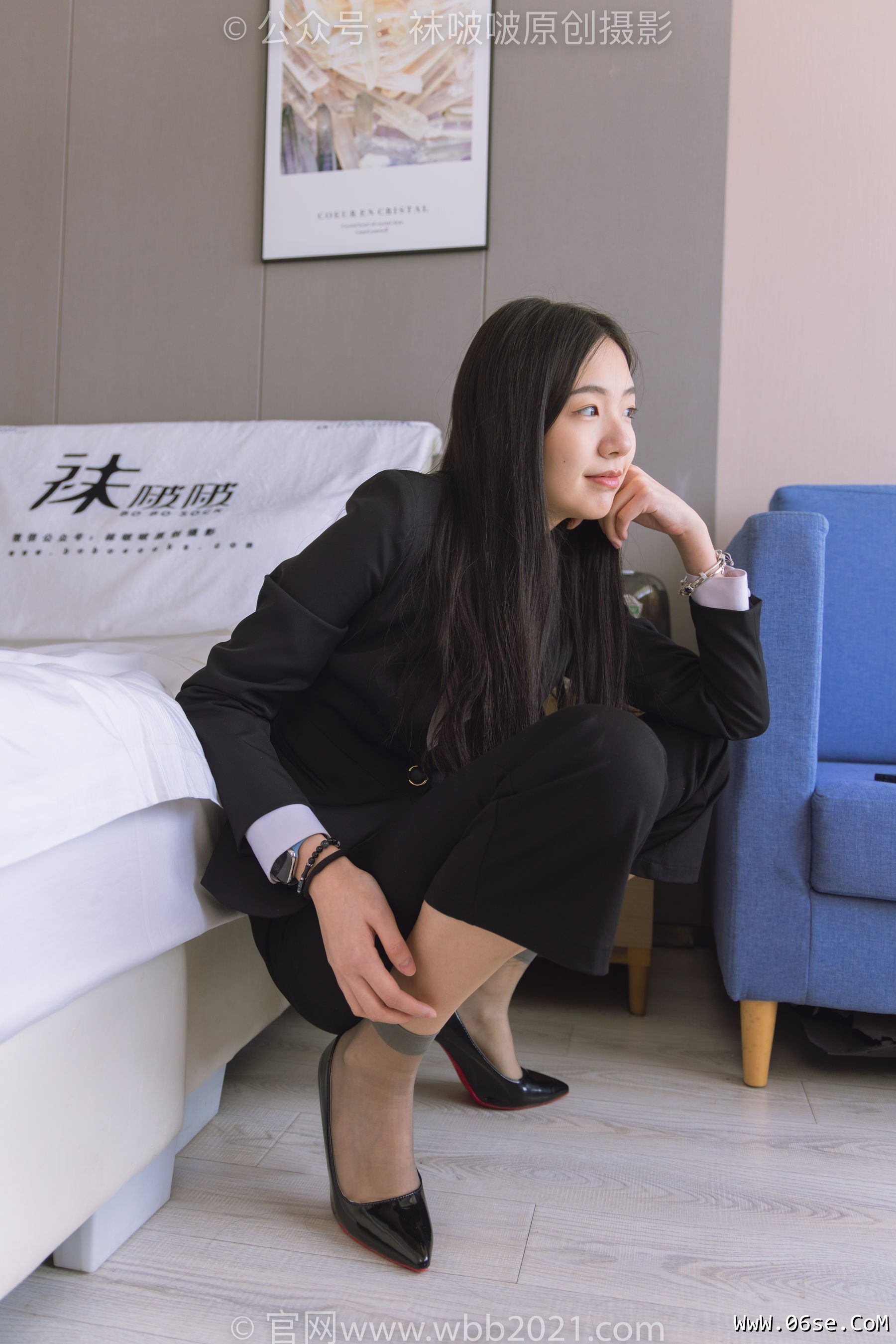图片[273]-BoBoSocks袜啵啵 No.245 小甜豆 -高跟鞋、短灰丝、半蹲镜头较多[299P]-六色网