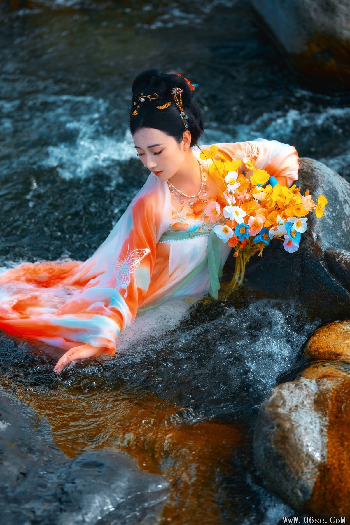 图片[5]-YiTuYu艺图语 Vol.5089 Long En Xing[49P]-六色网